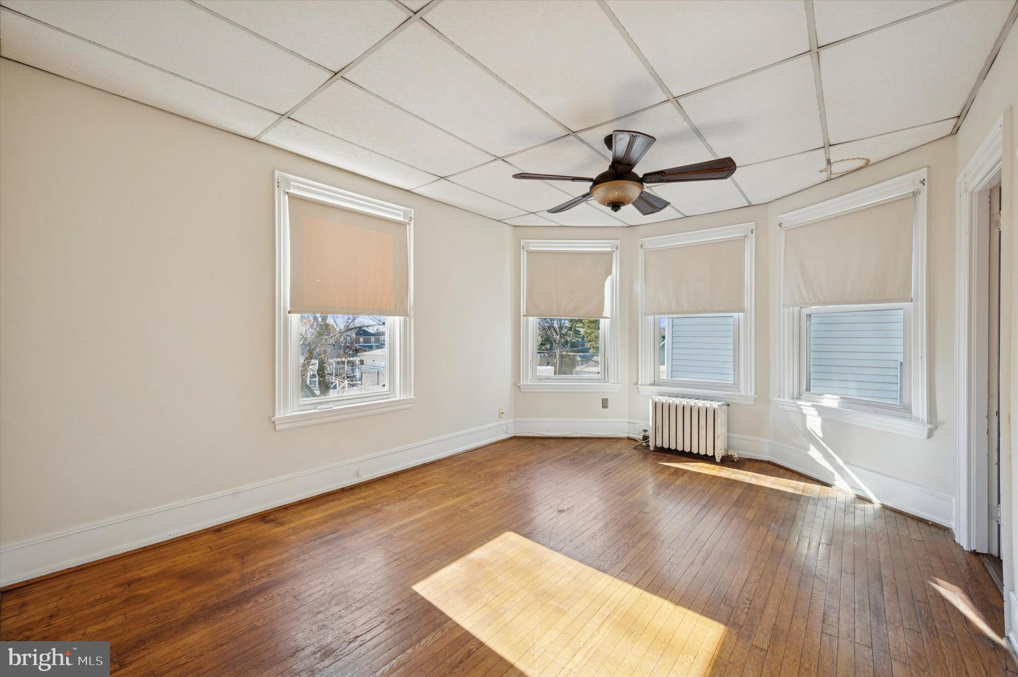 HOLLOW RUN - Residential