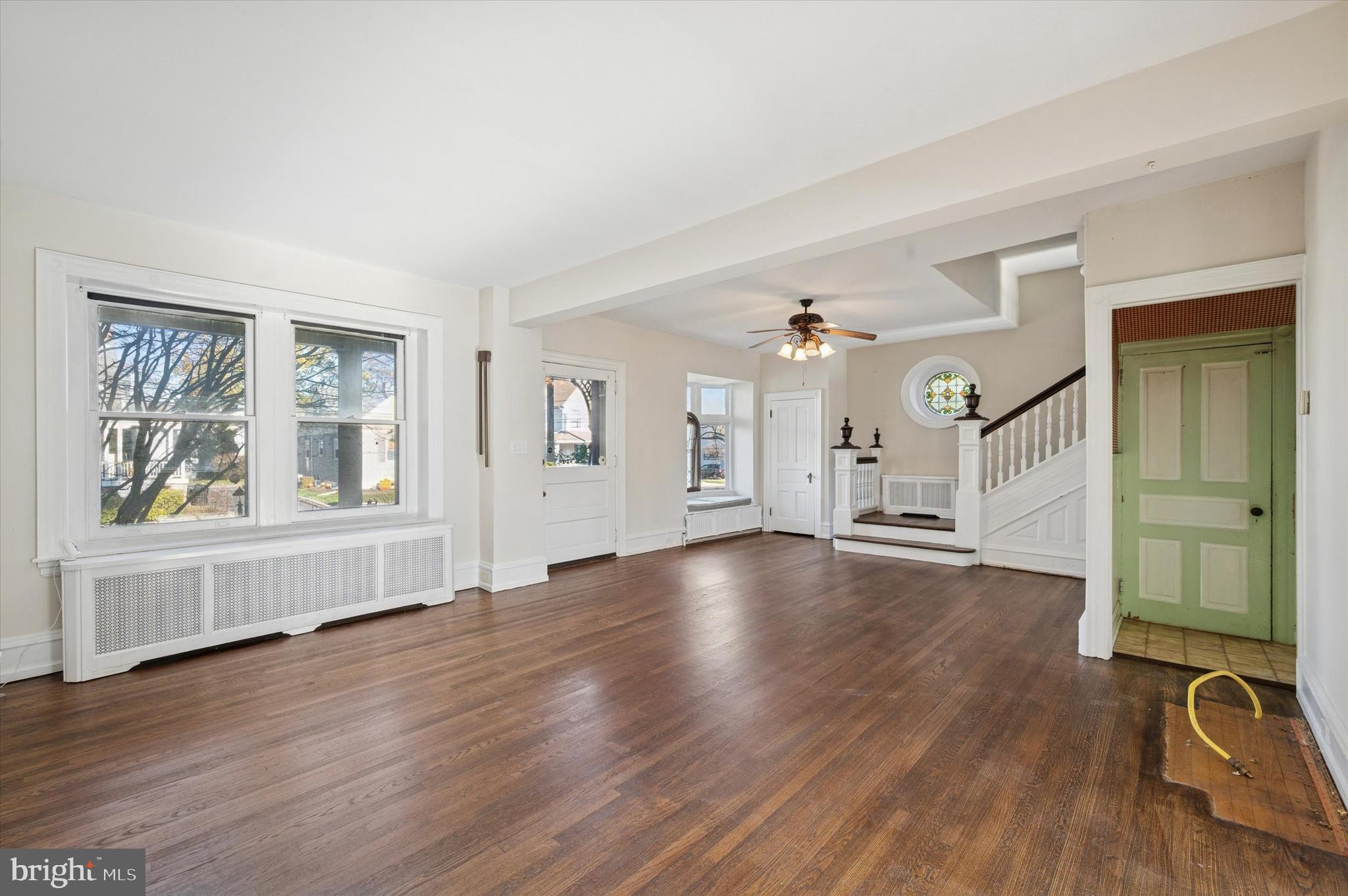 HOLLOW RUN - Residential