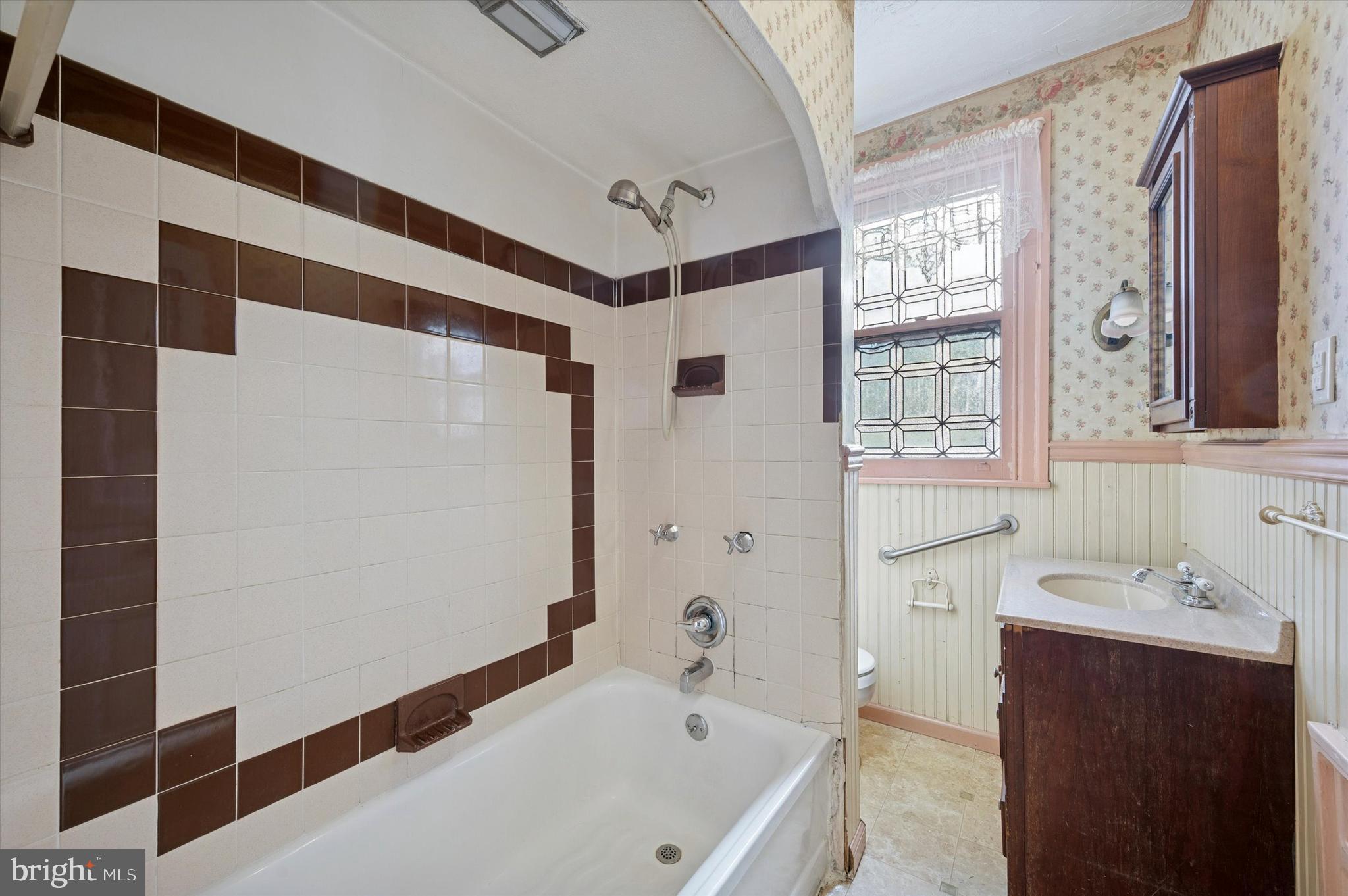 HOLLOW RUN - Residential