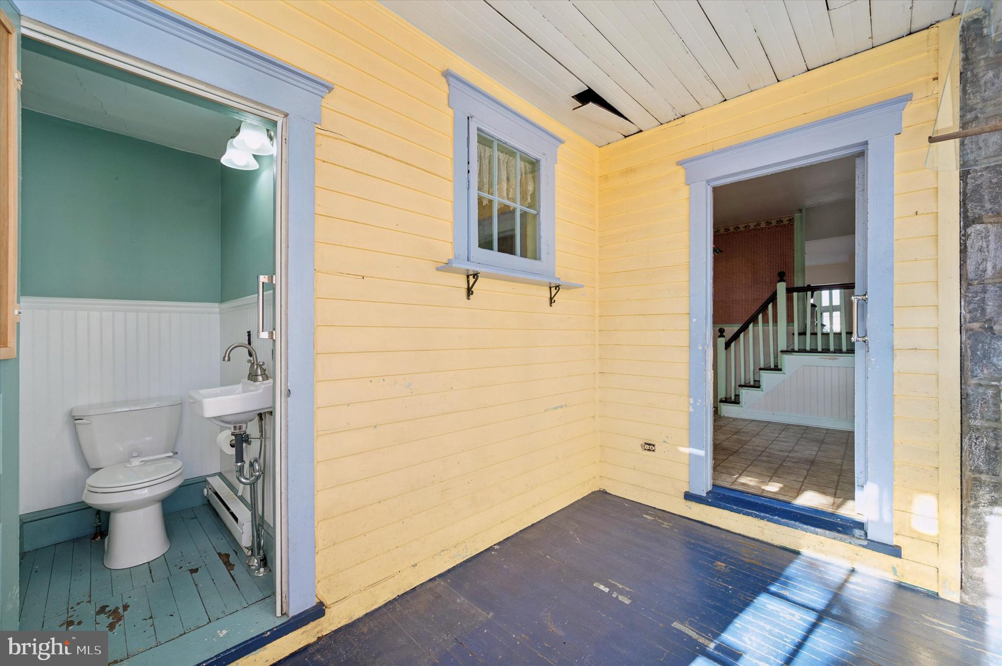 HOLLOW RUN - Residential