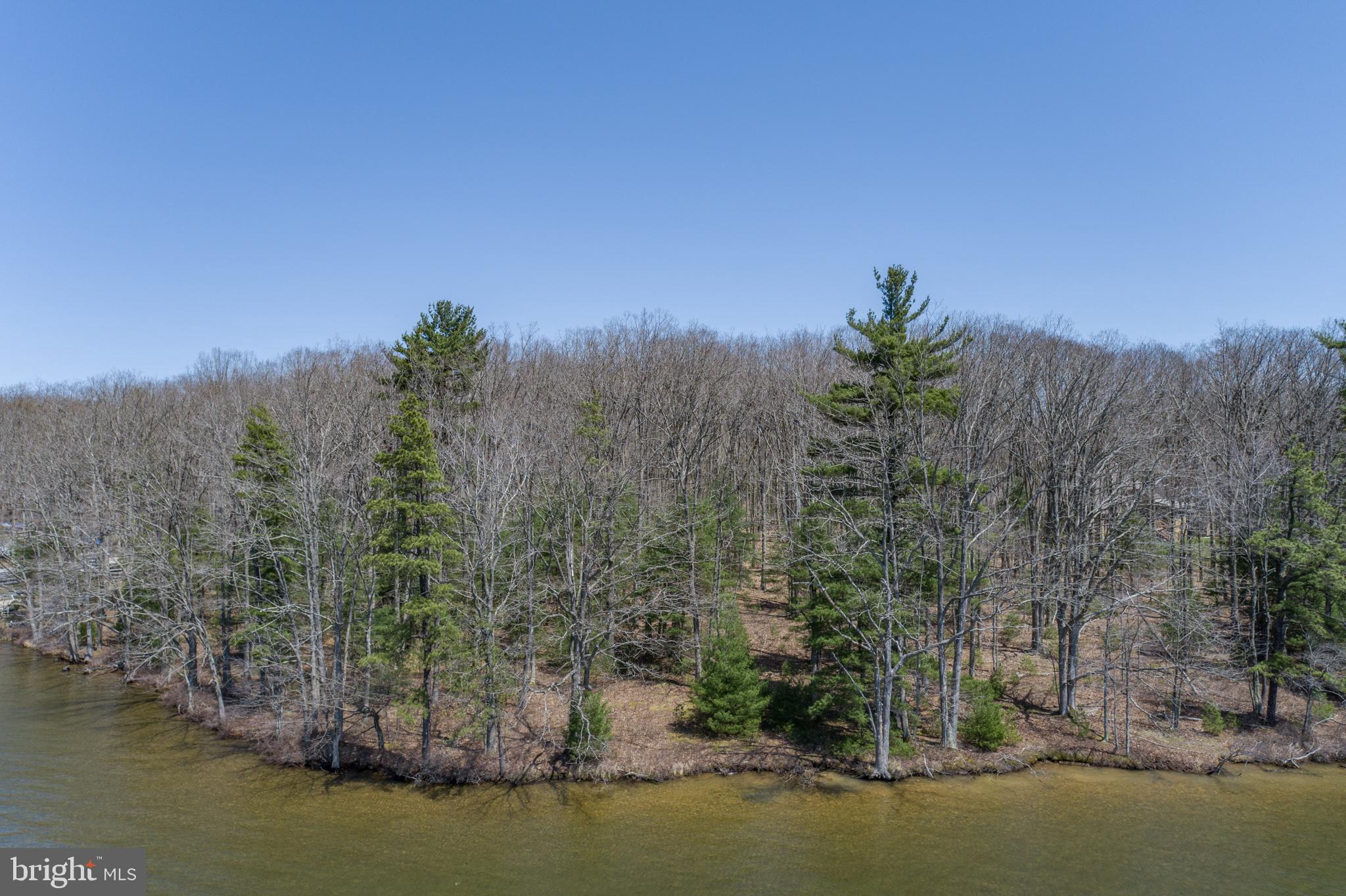 THOUSAND ACRES - Land