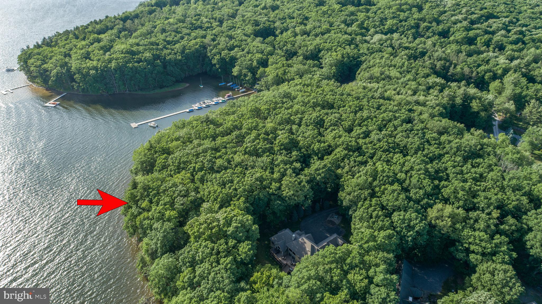 THOUSAND ACRES - Land