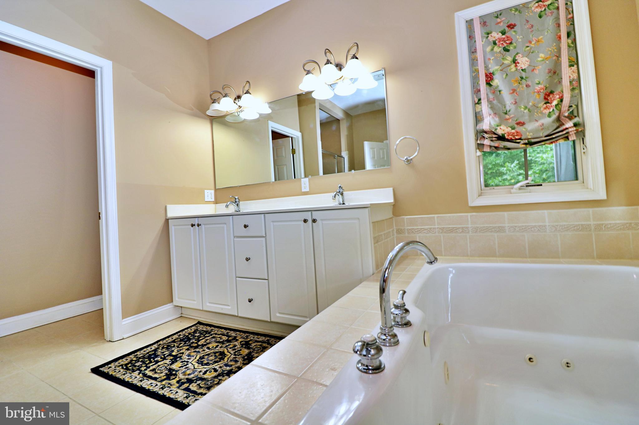 FERNBANK - Residential