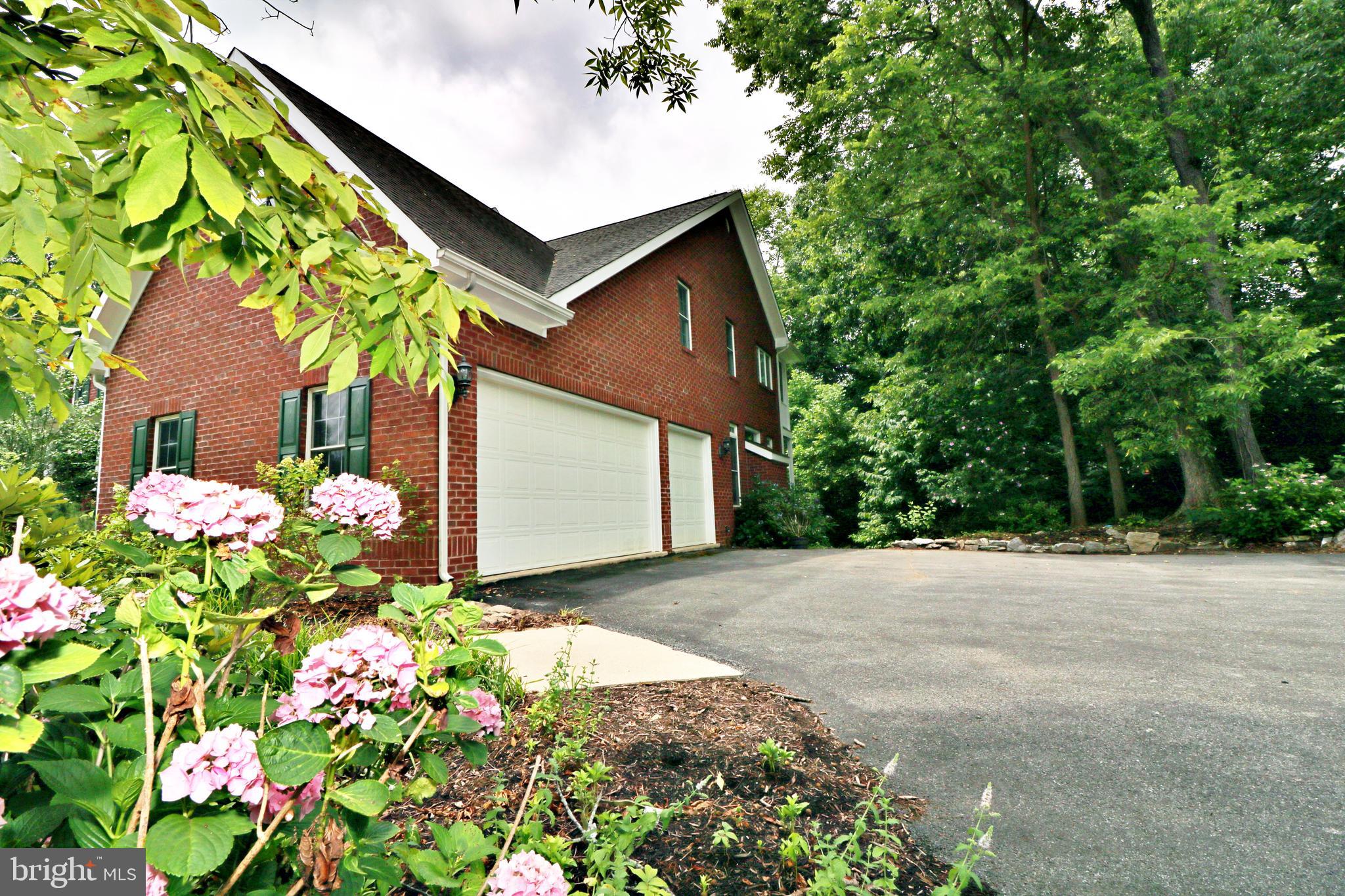 FERNBANK - Residential