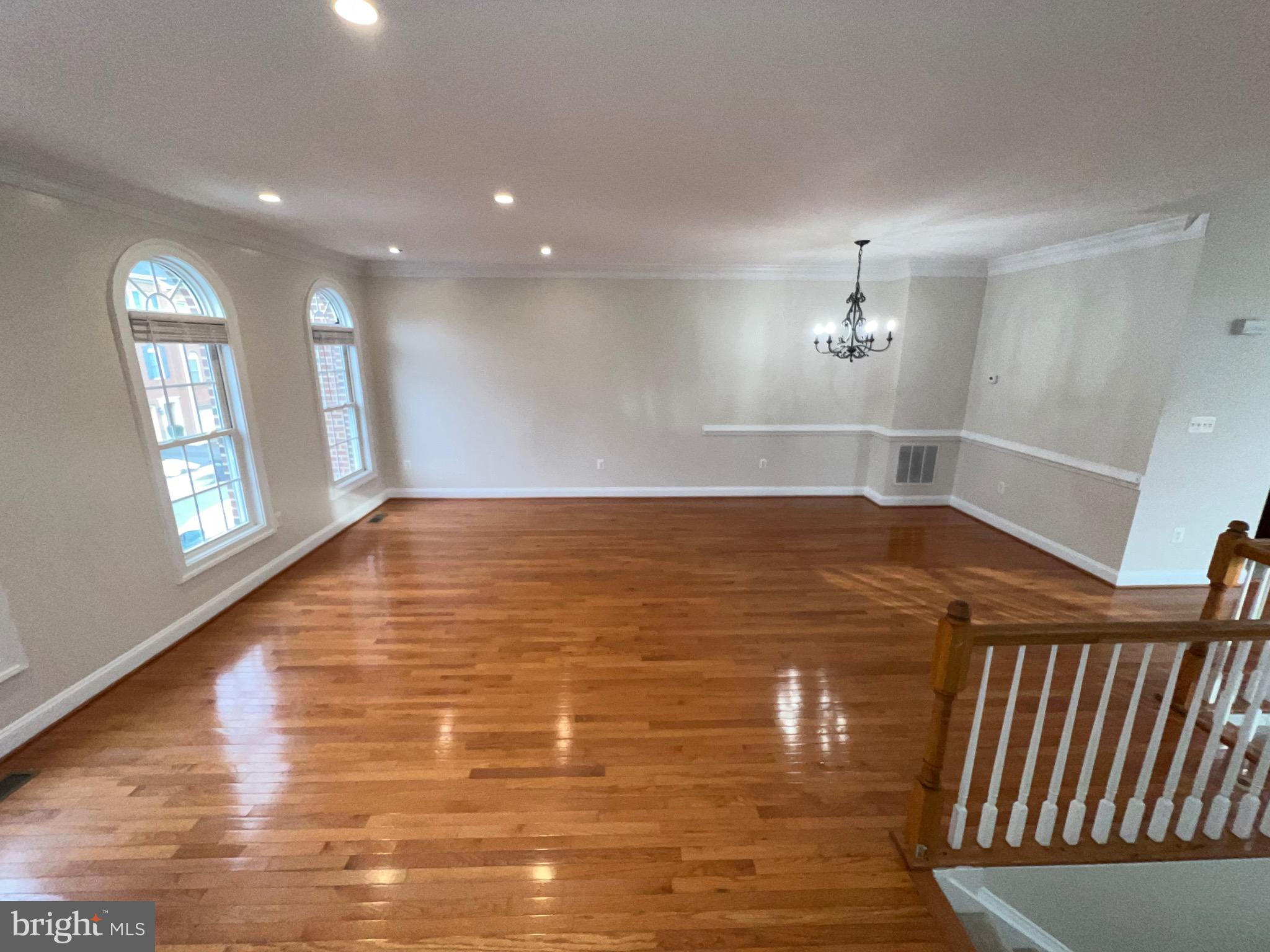 MEADOW BROOK COVE - Residential Lease