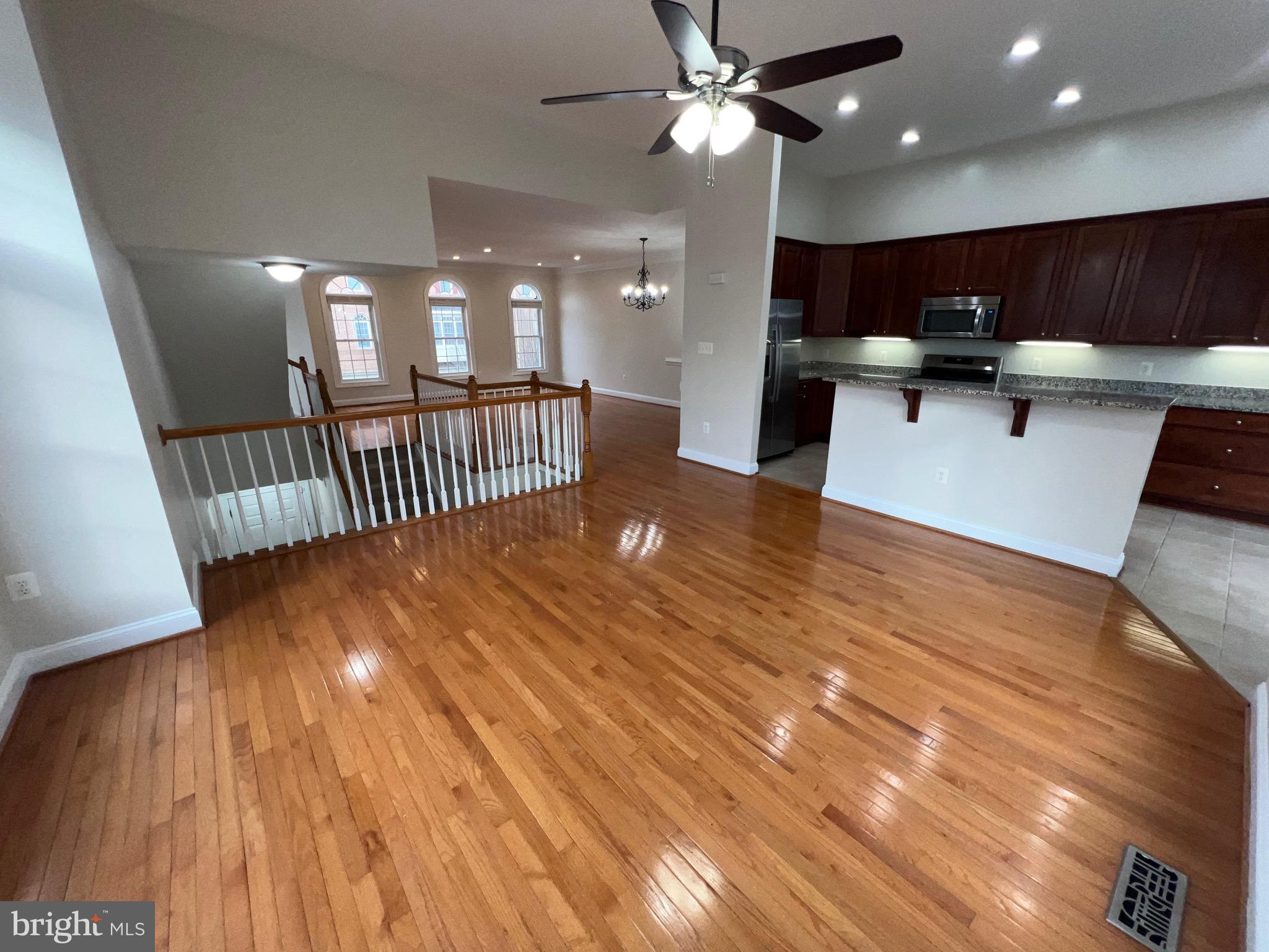 MEADOW BROOK COVE - Residential Lease