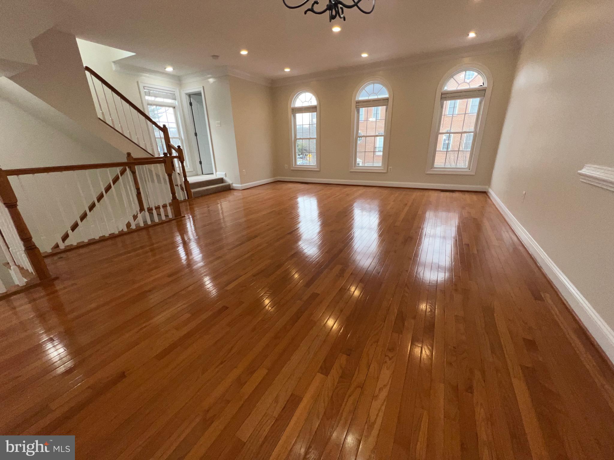 MEADOW BROOK COVE - Residential Lease