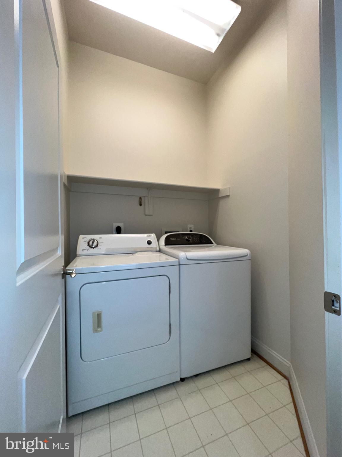 MEADOW BROOK COVE - Residential Lease