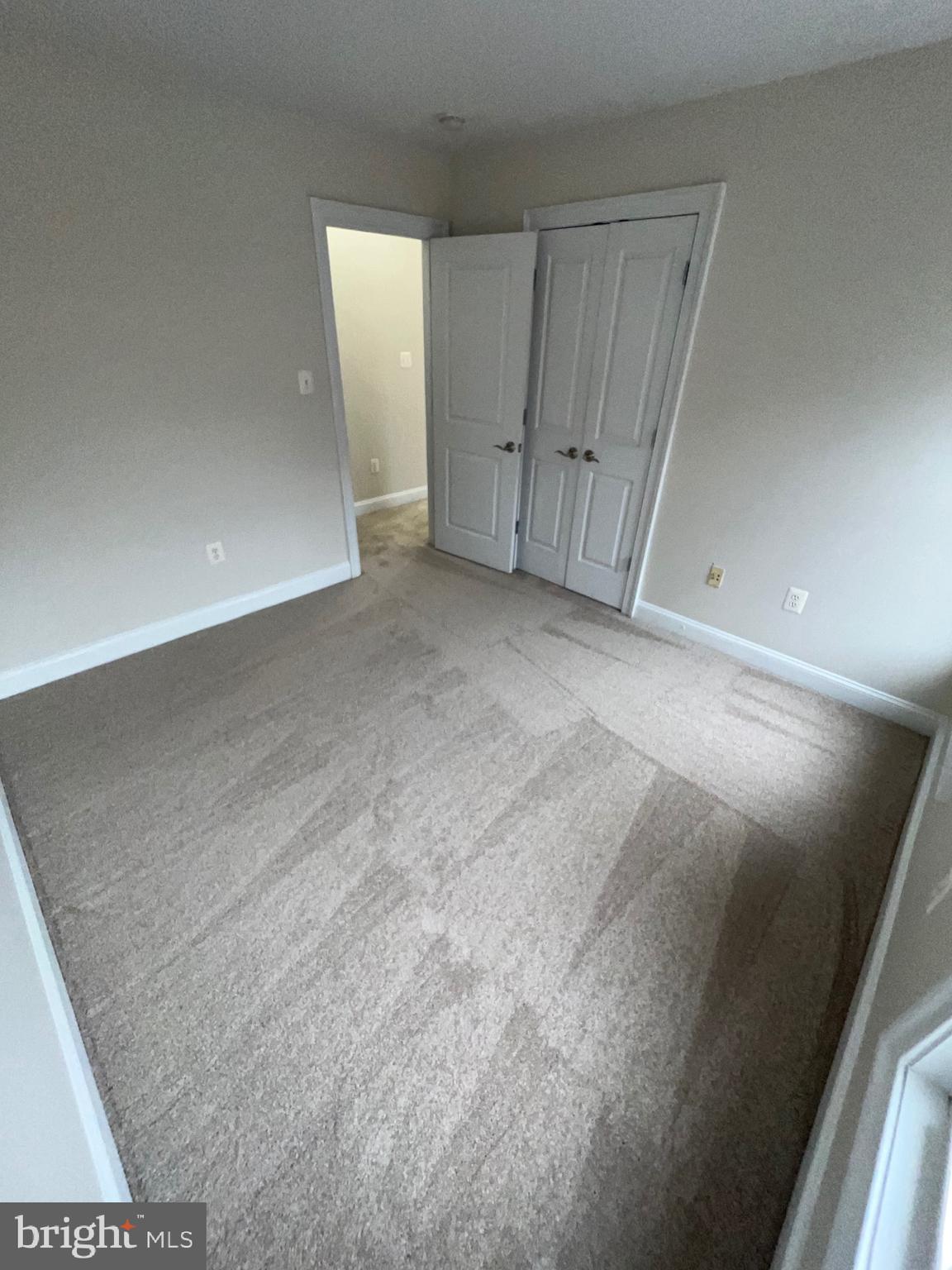 MEADOW BROOK COVE - Residential Lease