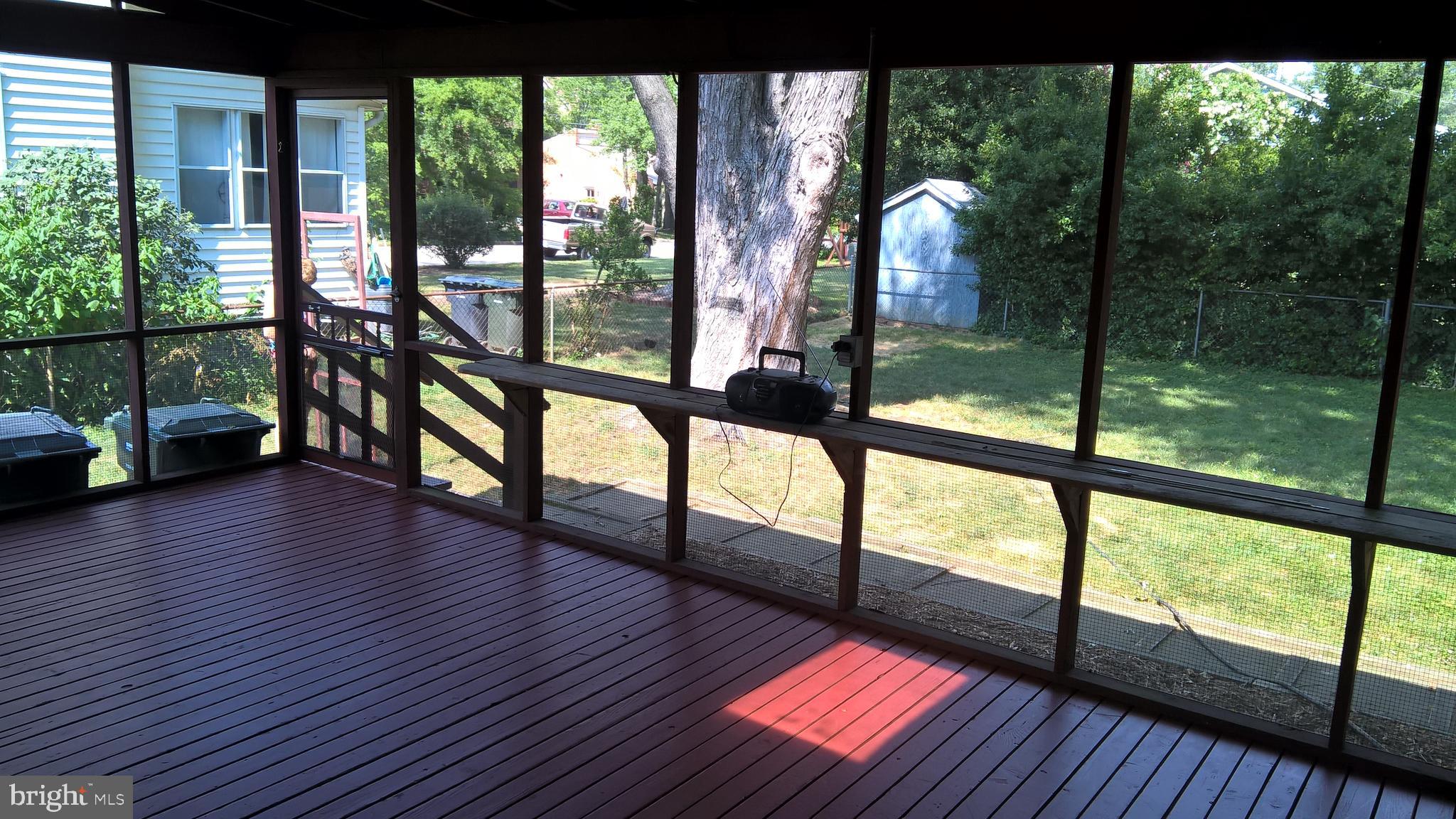 GROVE AVENUE - Residential Lease