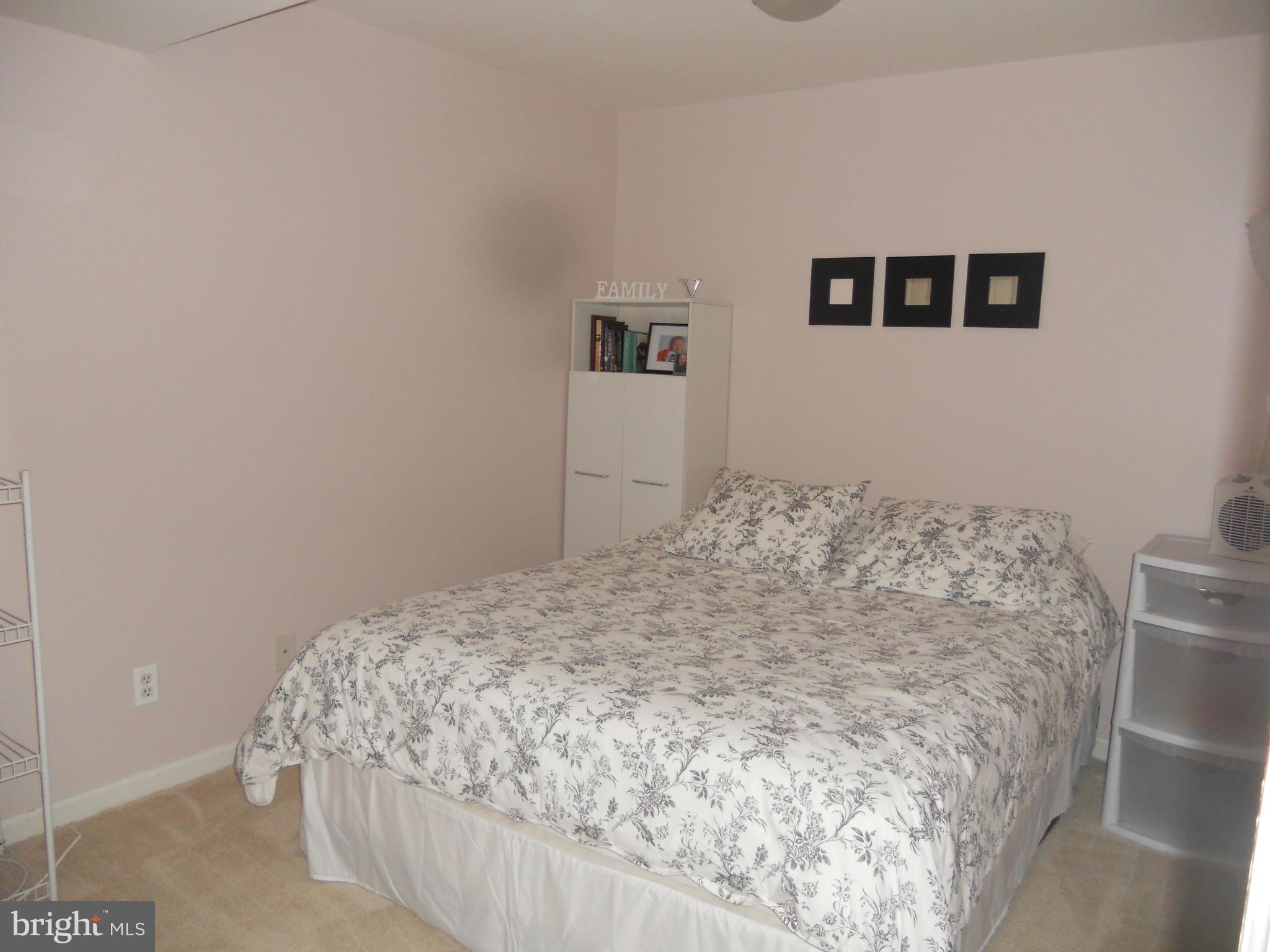 CAROLYN FOREST - Residential Lease