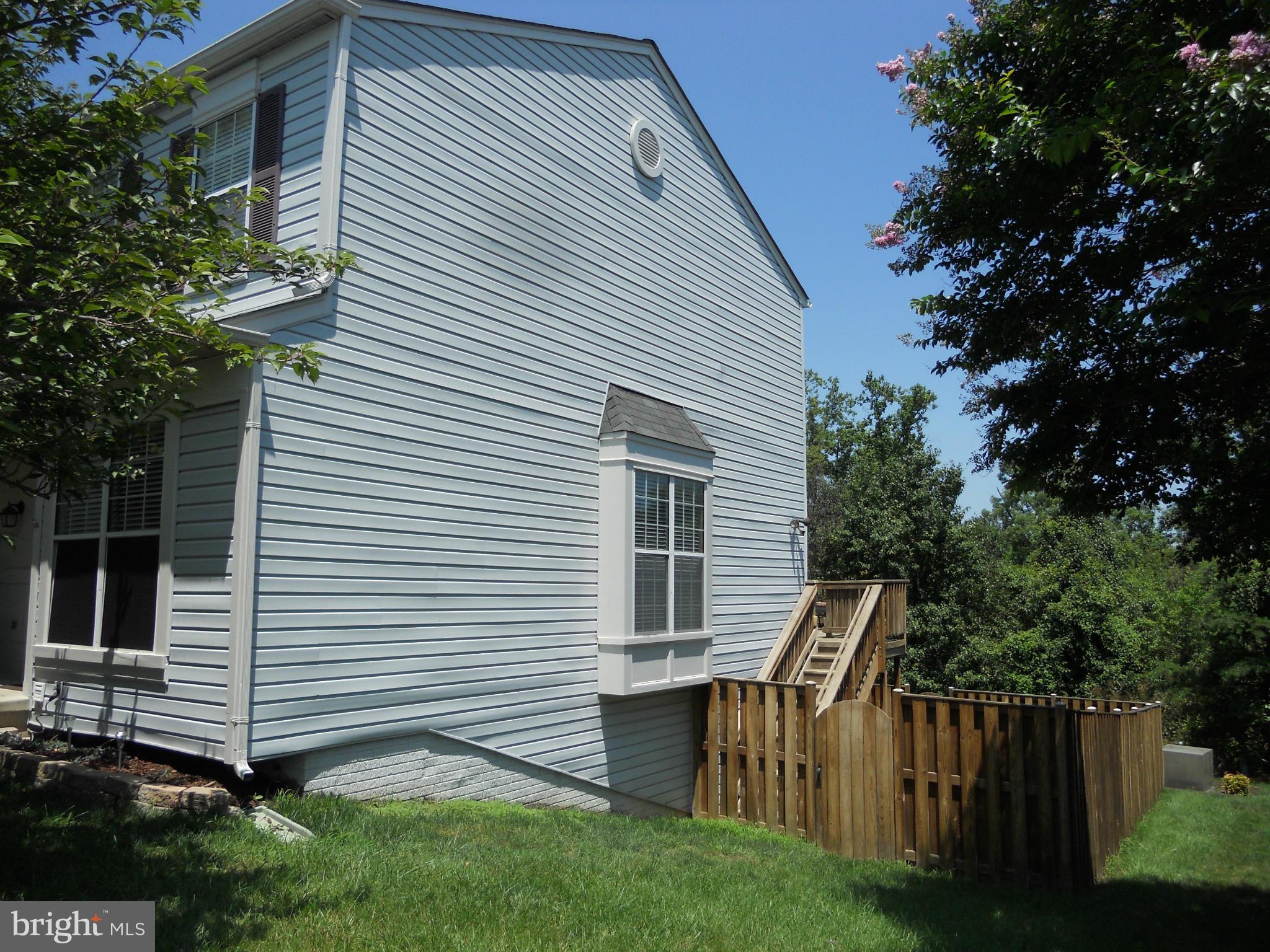 CAROLYN FOREST - Residential Lease