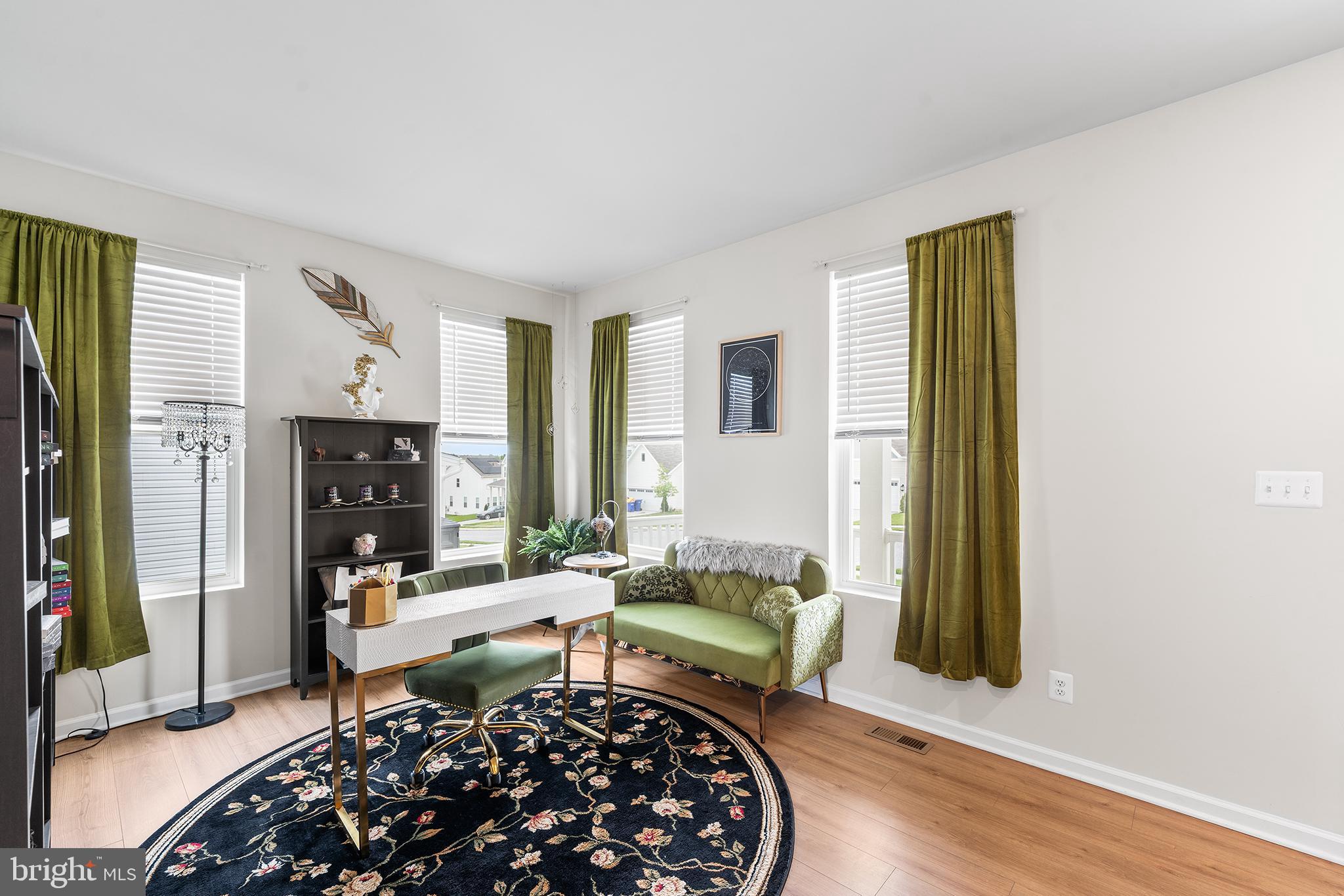 325 HICKORY RIDGE CIRCLE