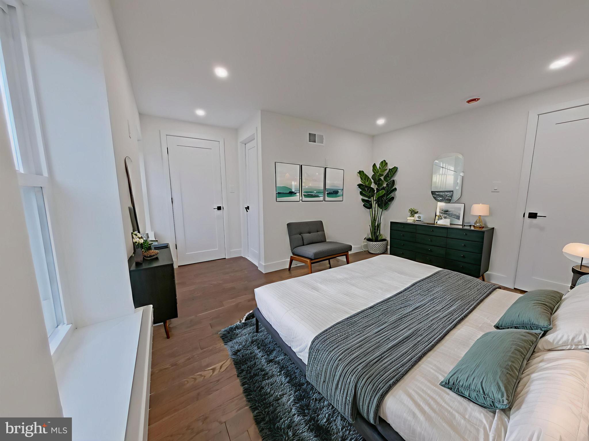 LUDLOW - Residential