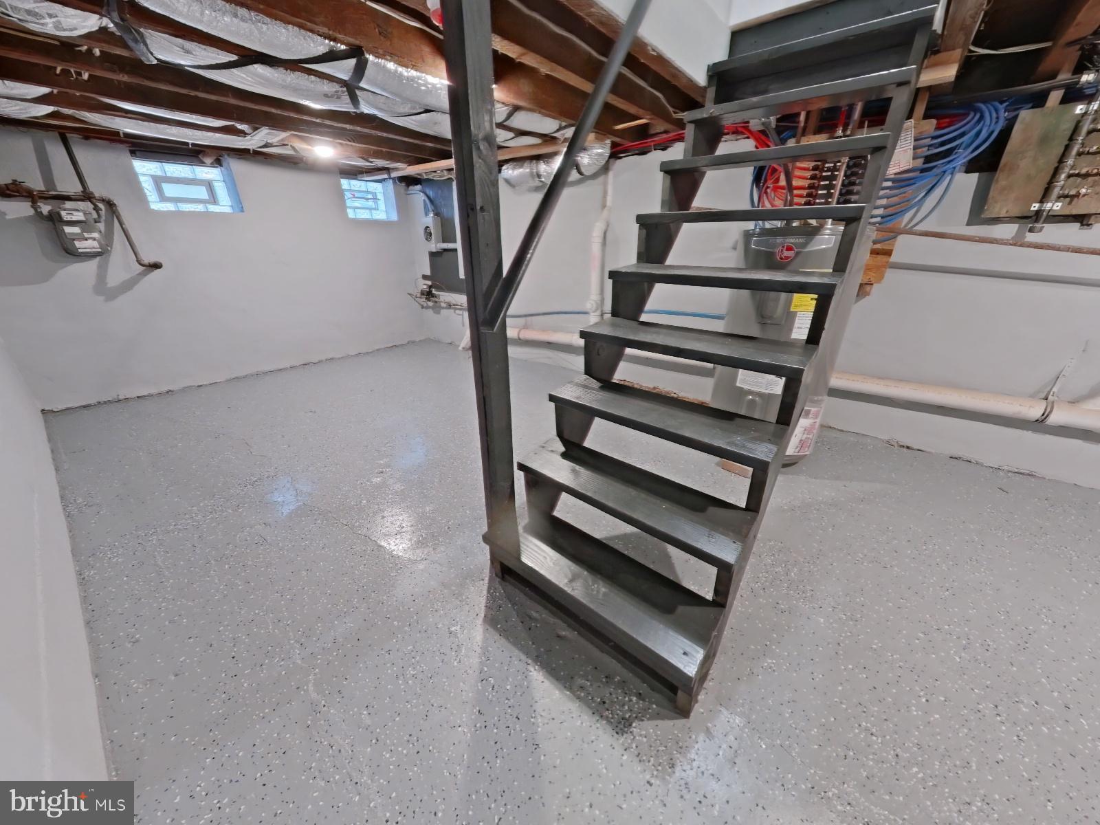 LUDLOW - Residential