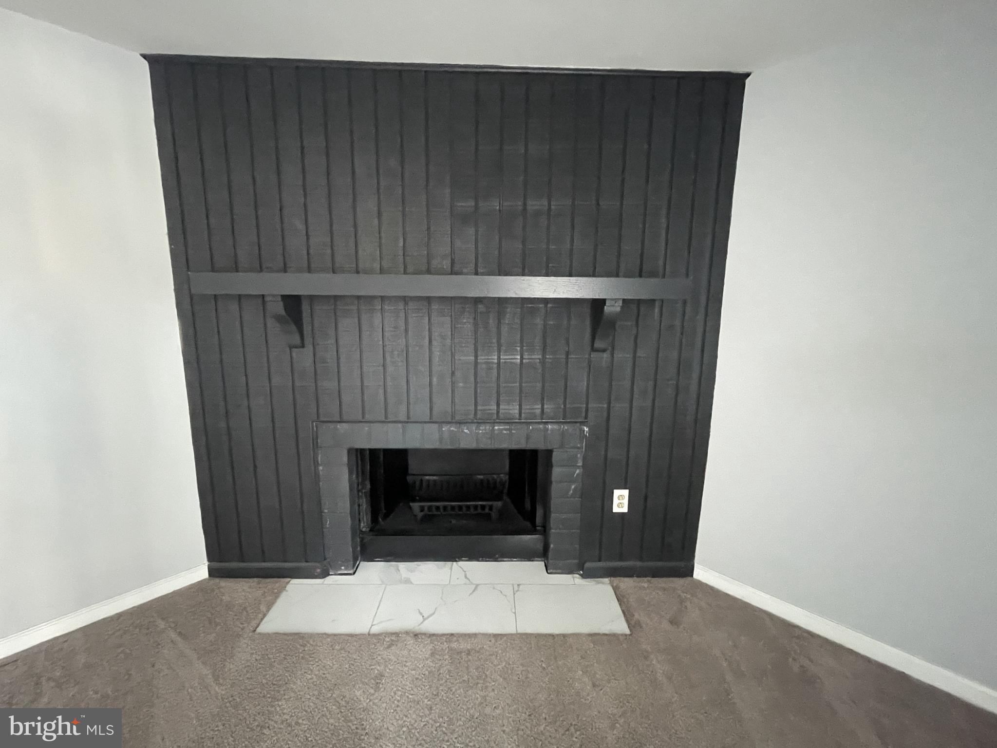 VILLAGE OF OWEN BROWN - Residential