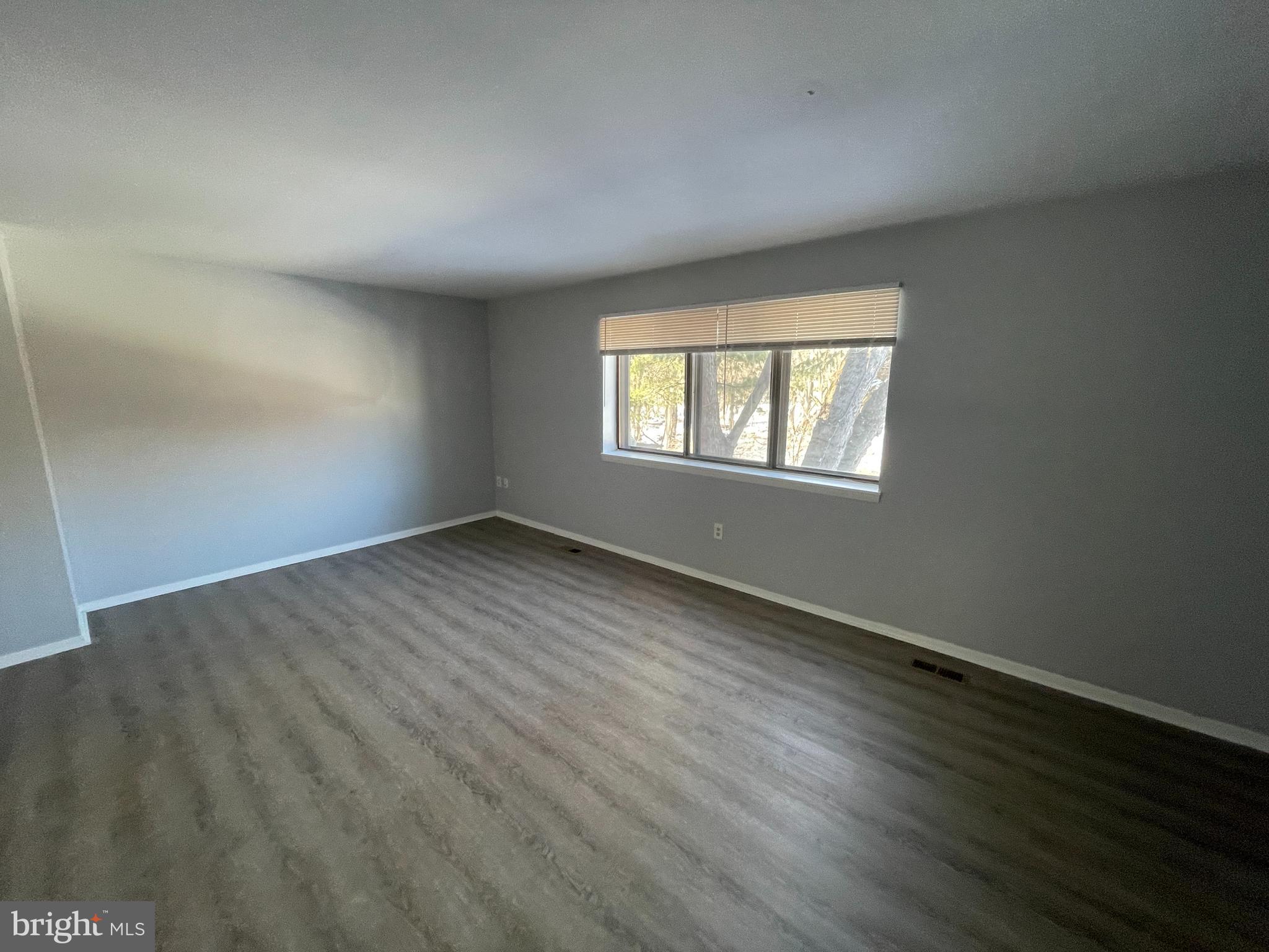 VILLAGE OF OWEN BROWN - Residential