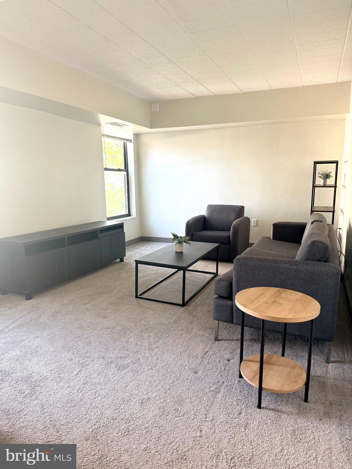 456 BEAVER AVENUE E 301