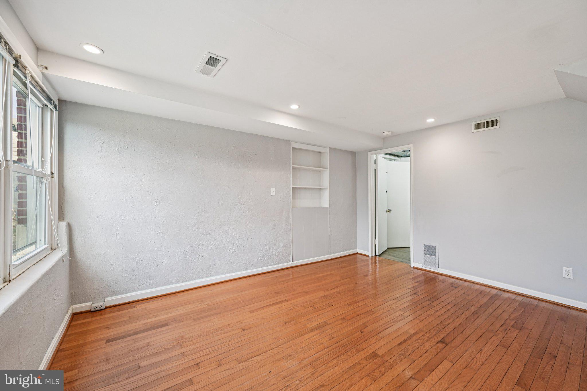 WESTVIEW PARK - Residential