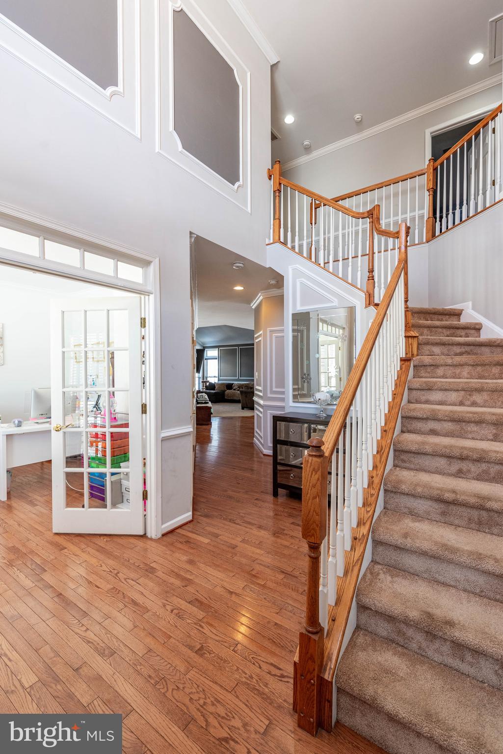 FOX RUN ESTATES - Residential