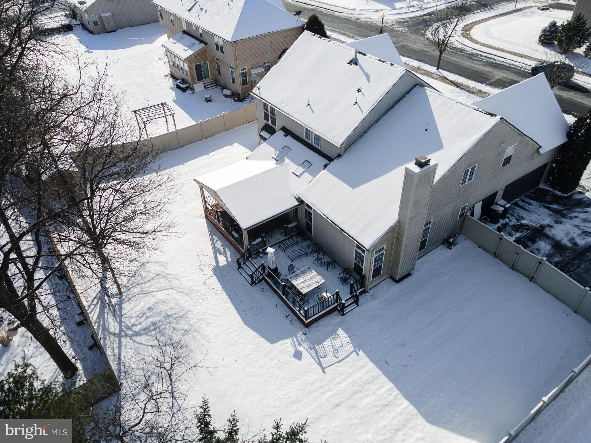FOX RUN ESTATES - Residential