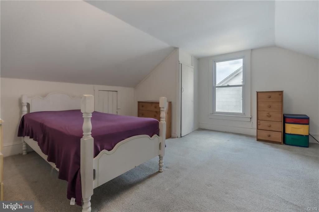 COALDALE - Residential