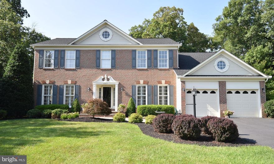 Beautiful NV Kingsmill model w brick front*Oversized treed lot*Generous sized bedrooms and 3 full baths on upper level* Hardwoods*Newly replaced carpet*Large study/den/library on main level*Fantastic kitchen with white cabinets and walk-in pantry*huge screen porch  is to die for-plus decking with room for grill*lower level rec room and play area*Gas fireplace*playhouse in back yard*cul-de-sac!