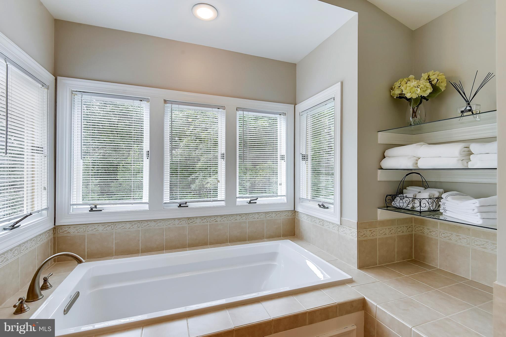 PLEASANT FOREST - Residential