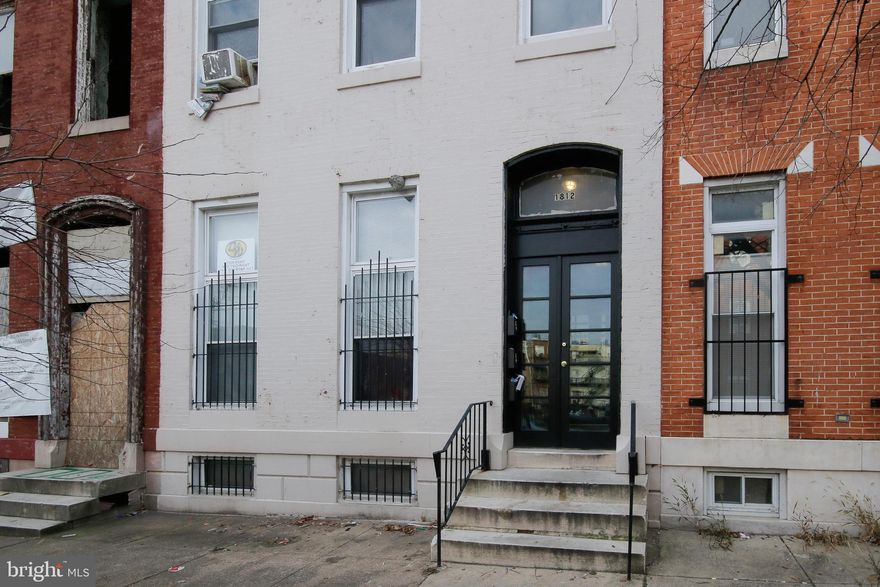 HUGE remodeled apartment with wood floors throughout! Large 12x12 kitchen with ceramic flooring, black appliances with dishwasher, ceiling fans throughout, washer and dryer, full bathroom in master bedroom, AC, ceramic tile shower and tub surrounds. Water INCLUDED IN RENT.