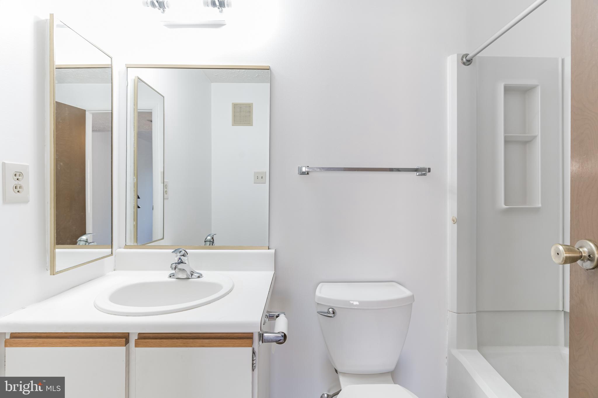 MOUNT VERNON LAKES - Residential