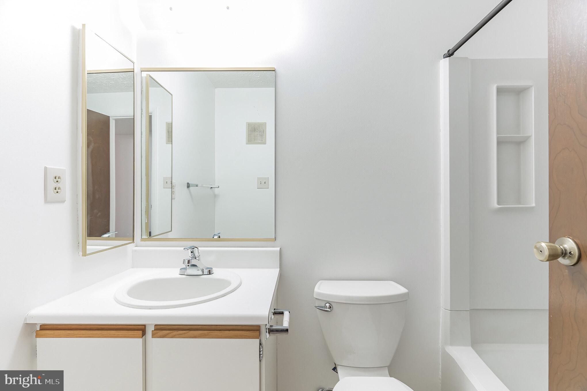 MOUNT VERNON LAKES - Residential