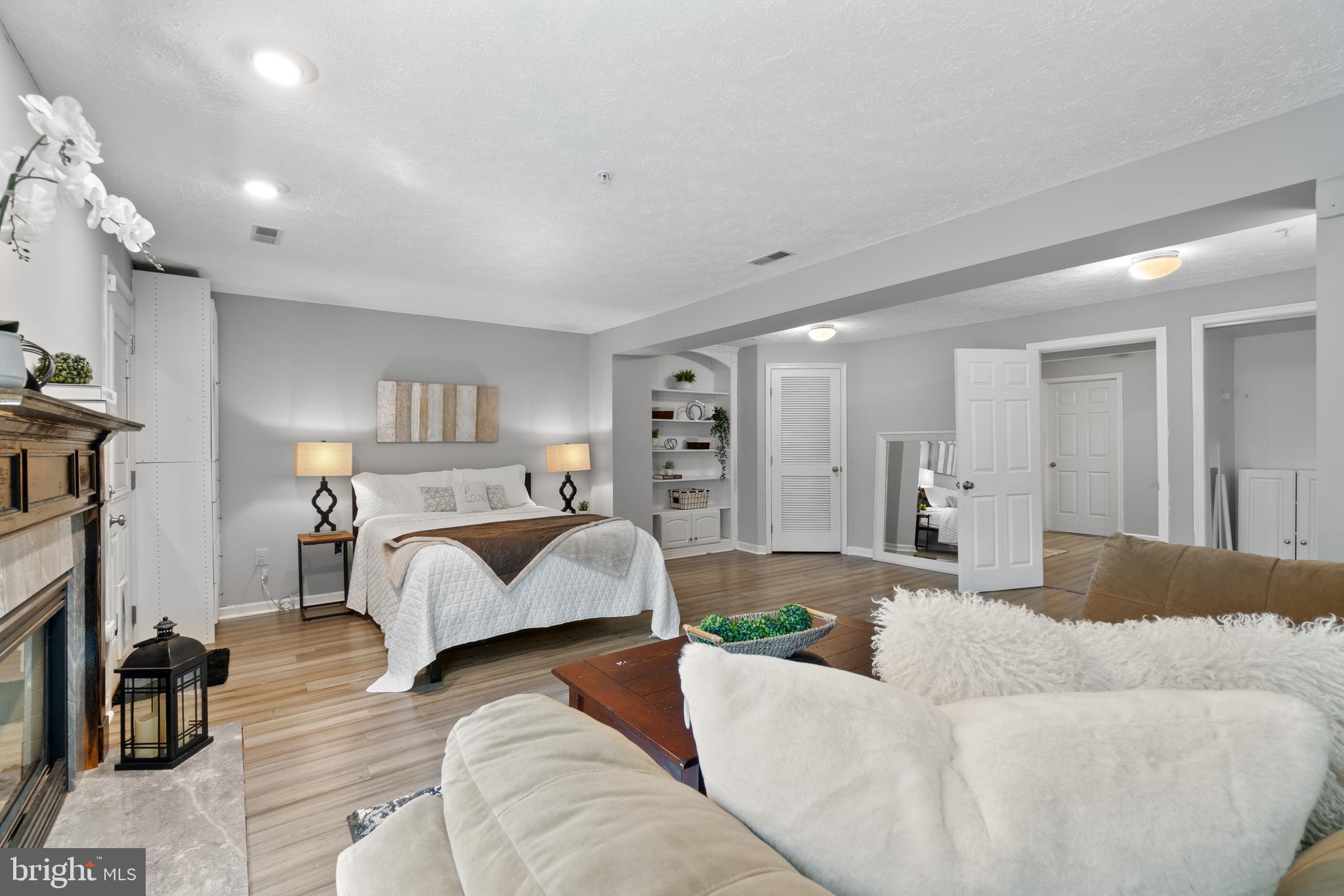 BALLENGER CROSSING - Residential