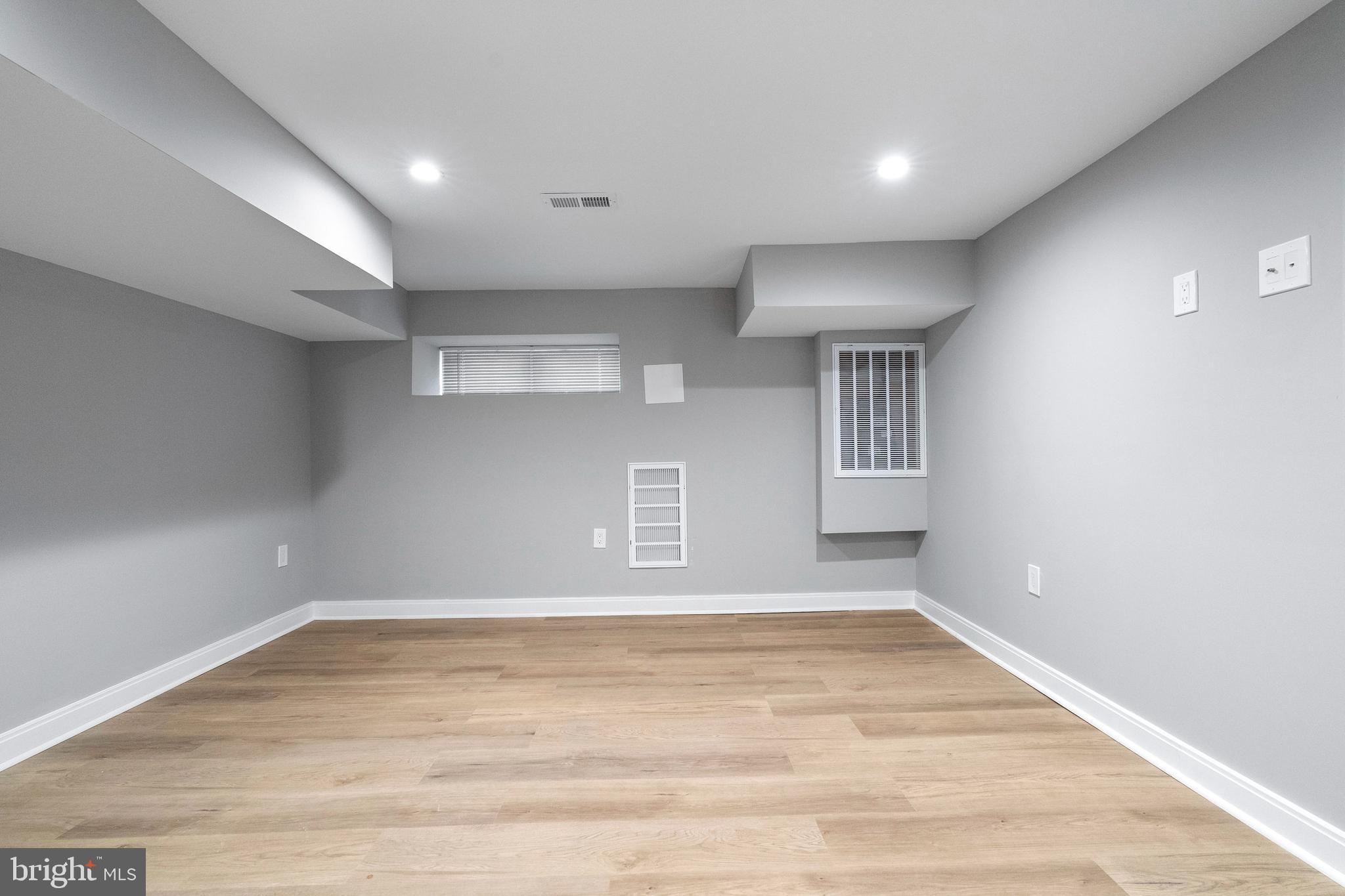 OLIVER - Residential