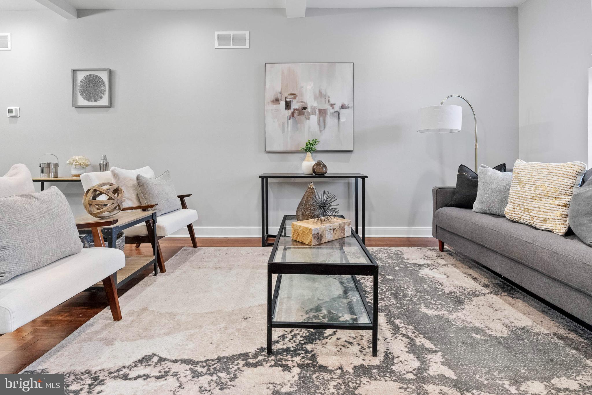 OLIVER - Residential