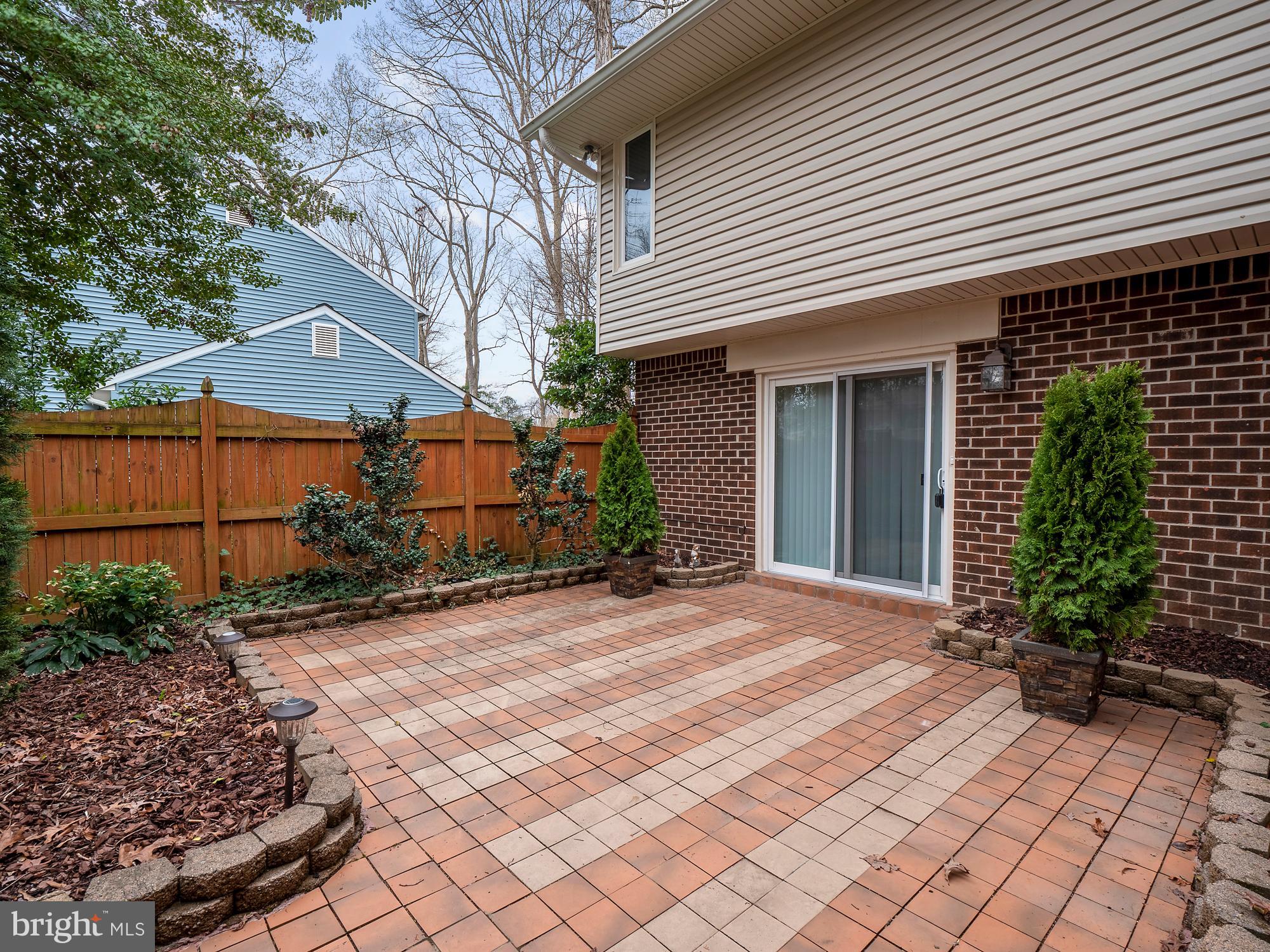 COUNTRY CLUB/LAKE MONTCLAIR - Residential