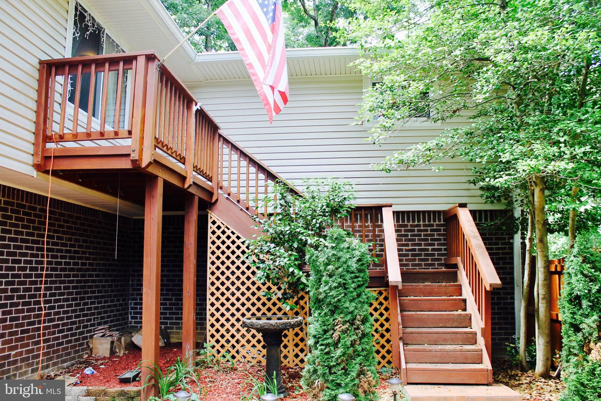 COUNTRY CLUB/LAKE MONTCLAIR - Residential