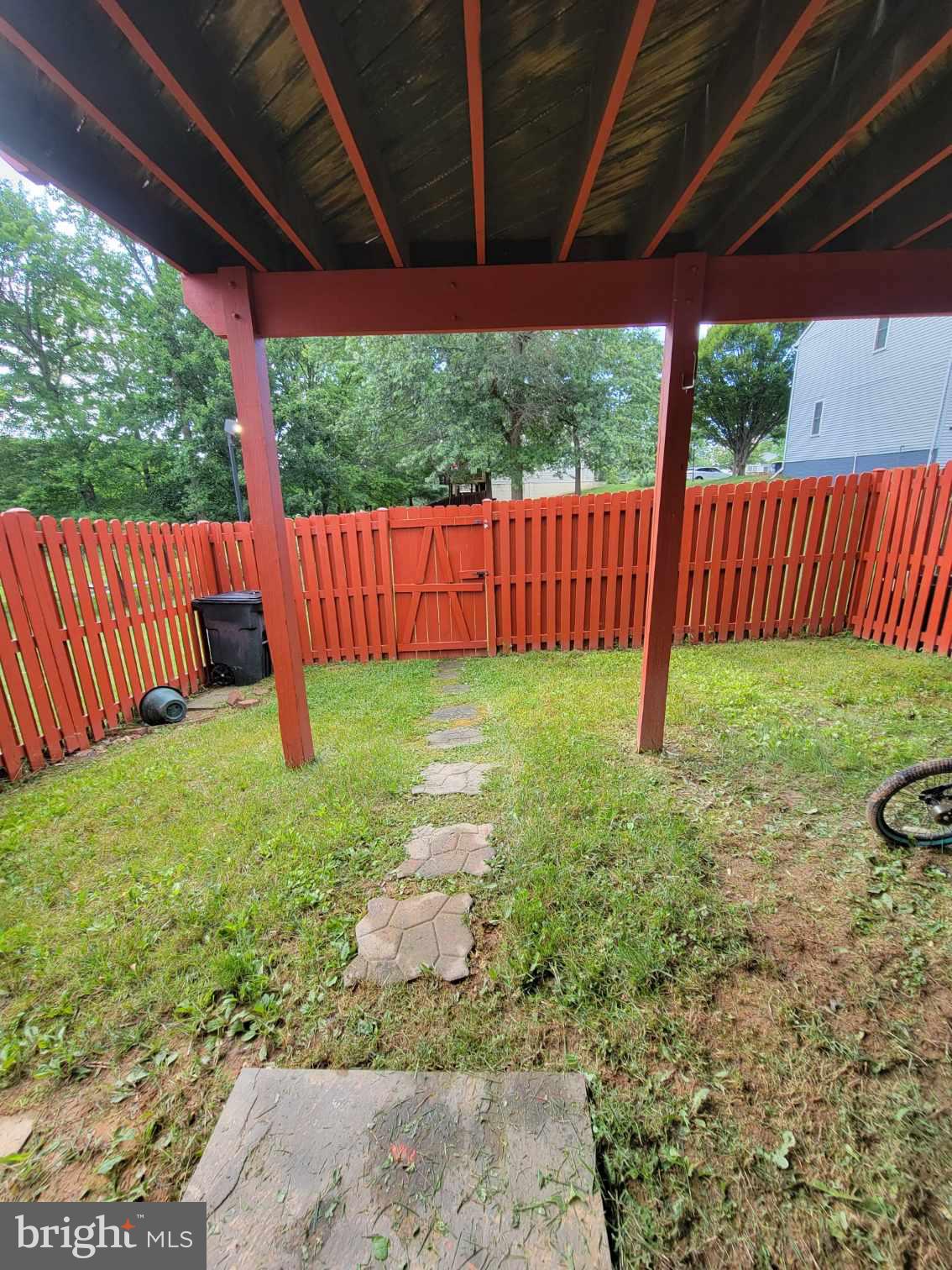 YORKSHIRE KNOLLS - Residential