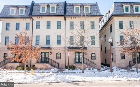Townhouse For Rent - 1126 N Stuart Street<br/> ARLINGTON, VA 22201