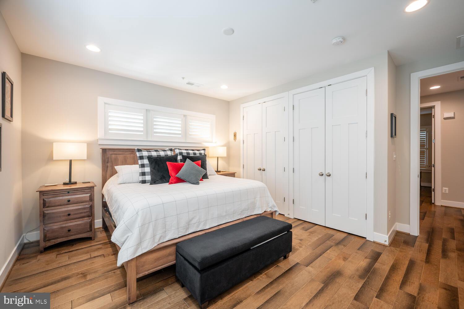 1126 N STUART STREET