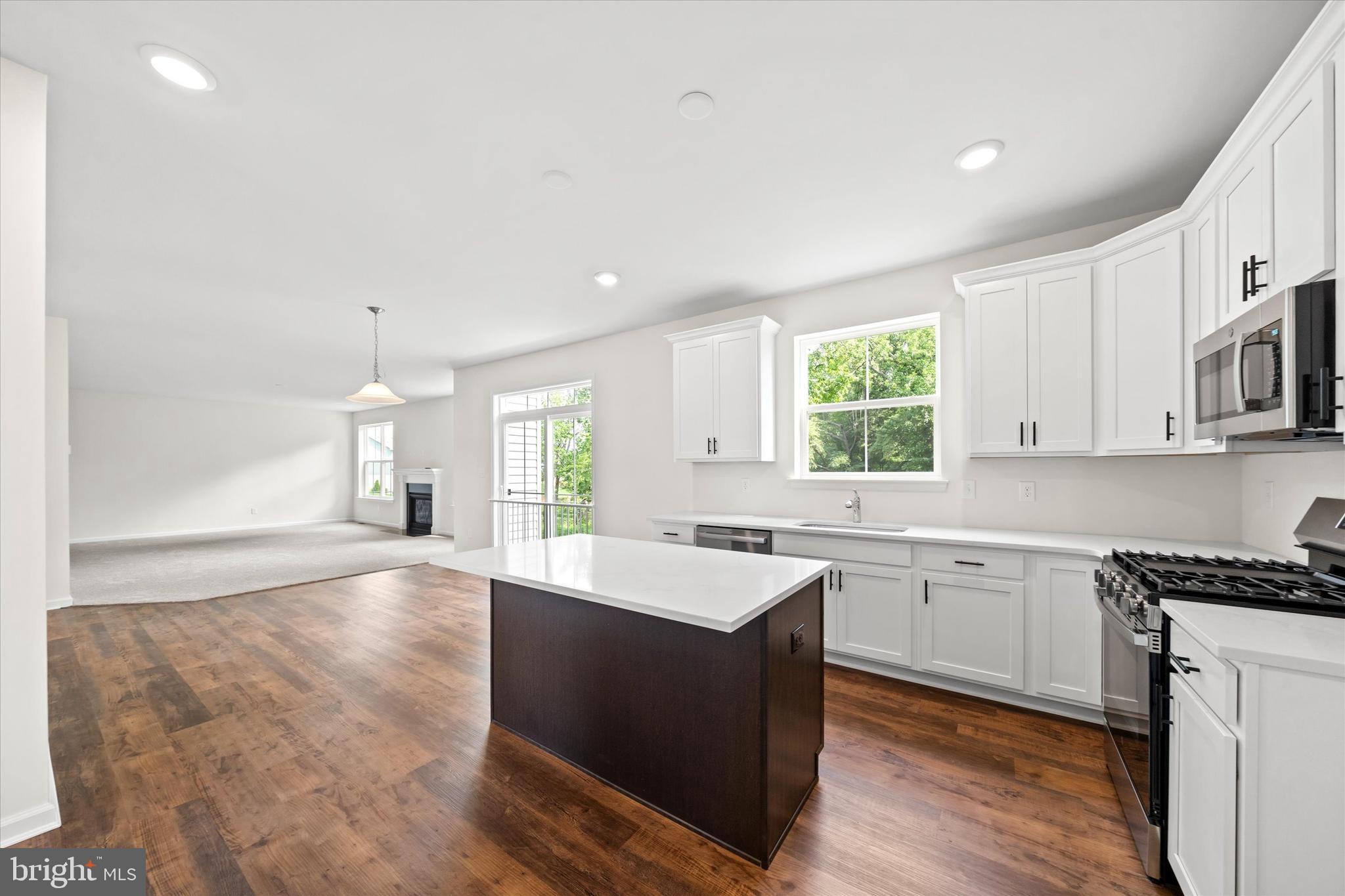 TWIN WILLOWS - Residential