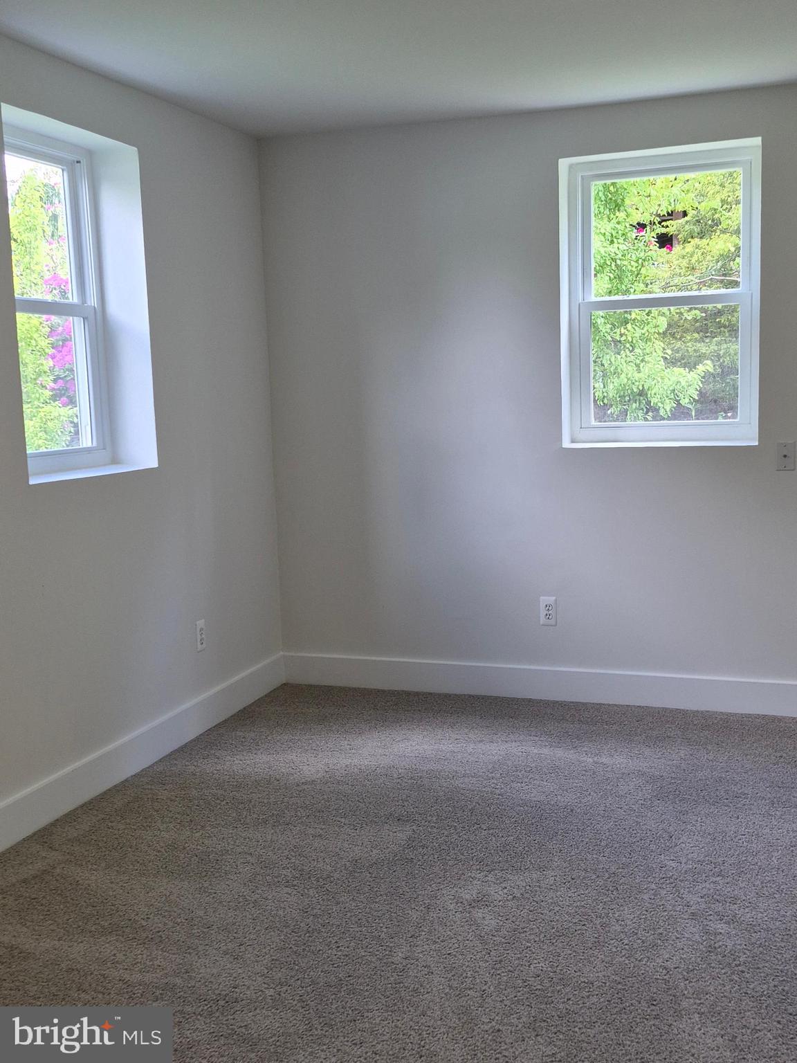 SKYLAND ESTATES - Residential