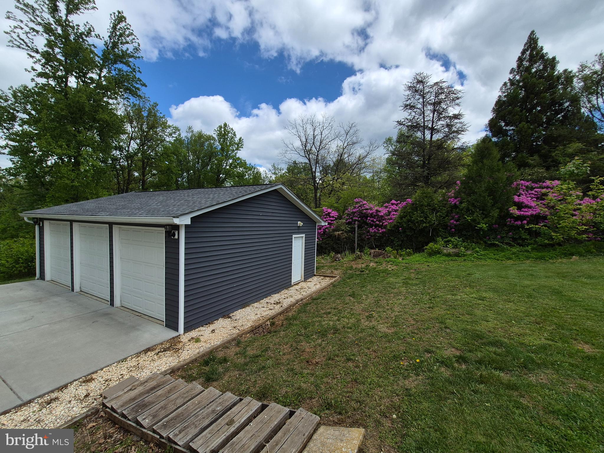 SKYLAND ESTATES - Residential