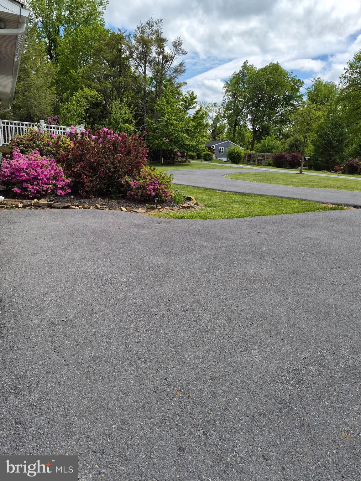 SKYLAND ESTATES - Residential