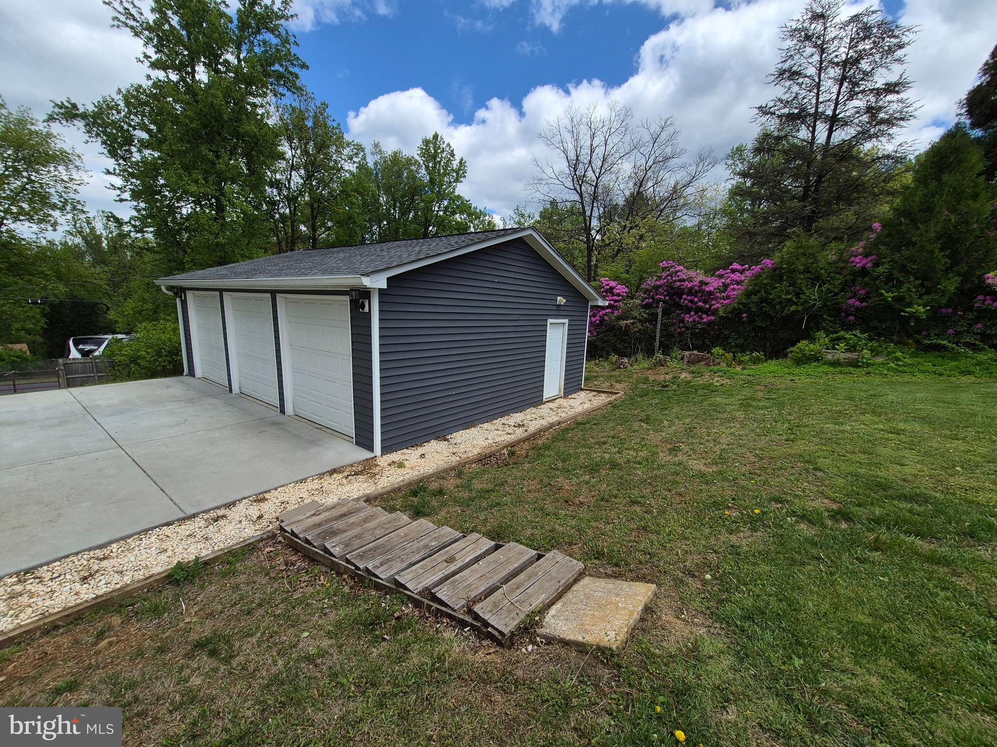 SKYLAND ESTATES - Residential