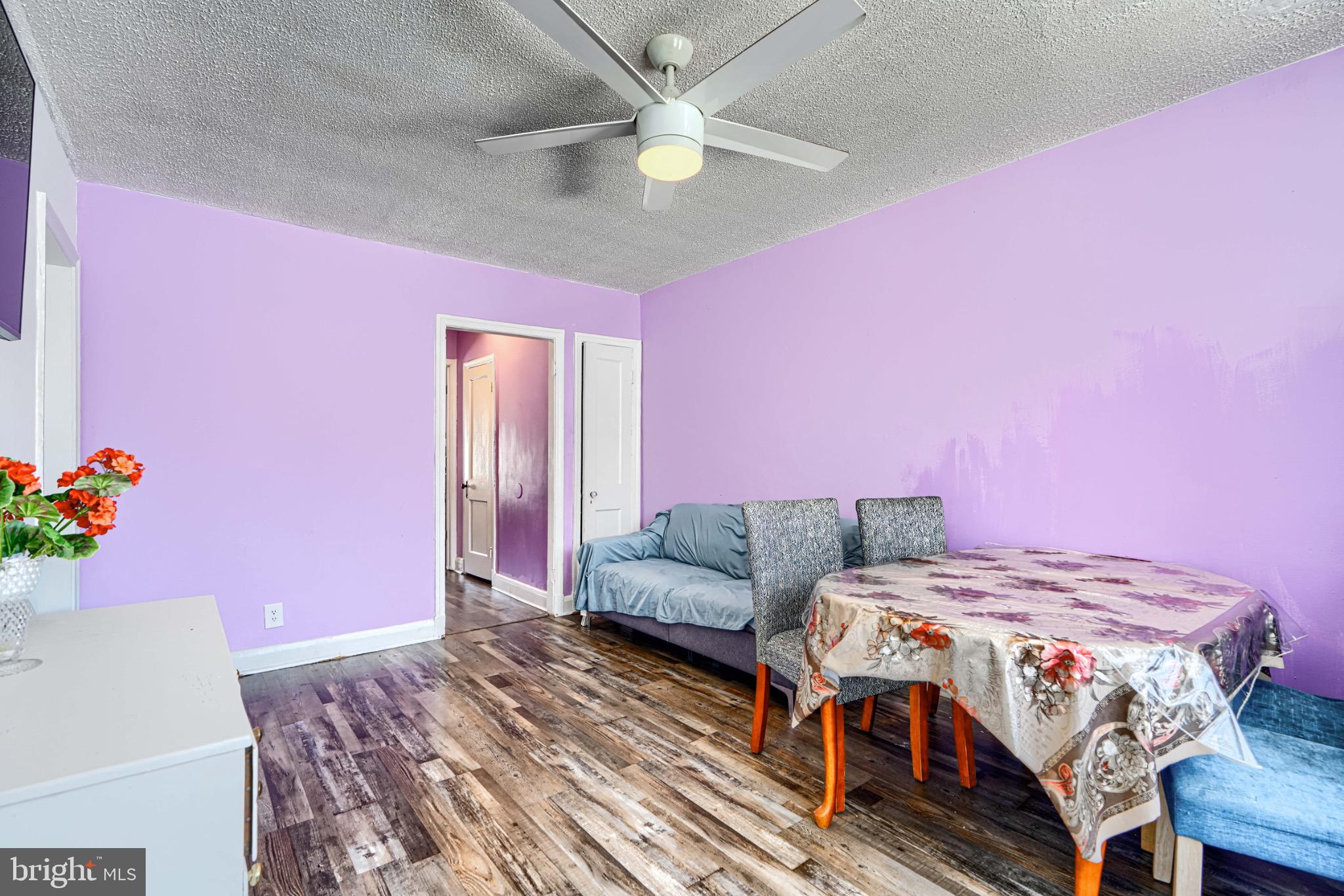 GREEKTOWN - Residential Income