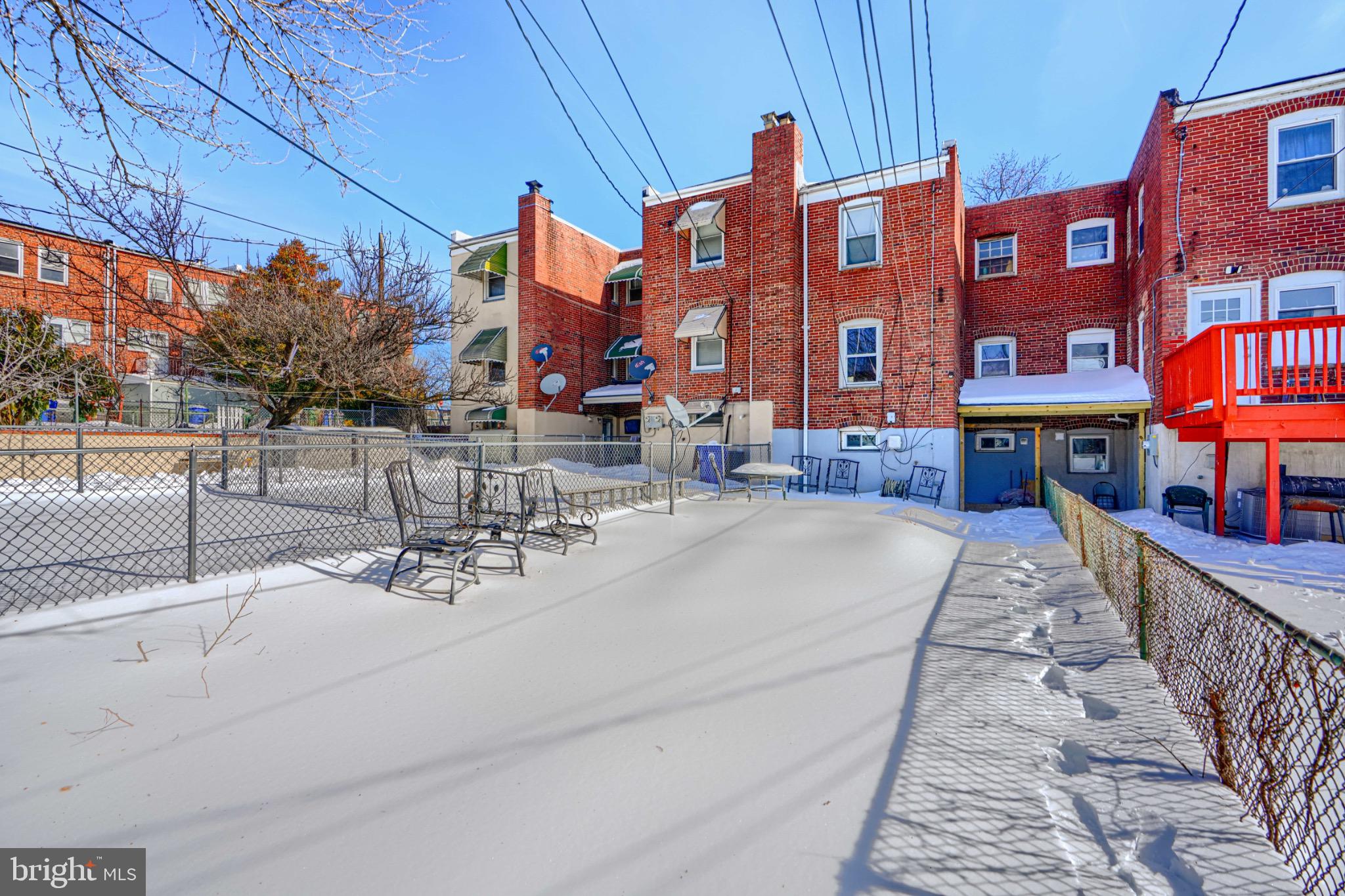 GREEKTOWN - Residential Income