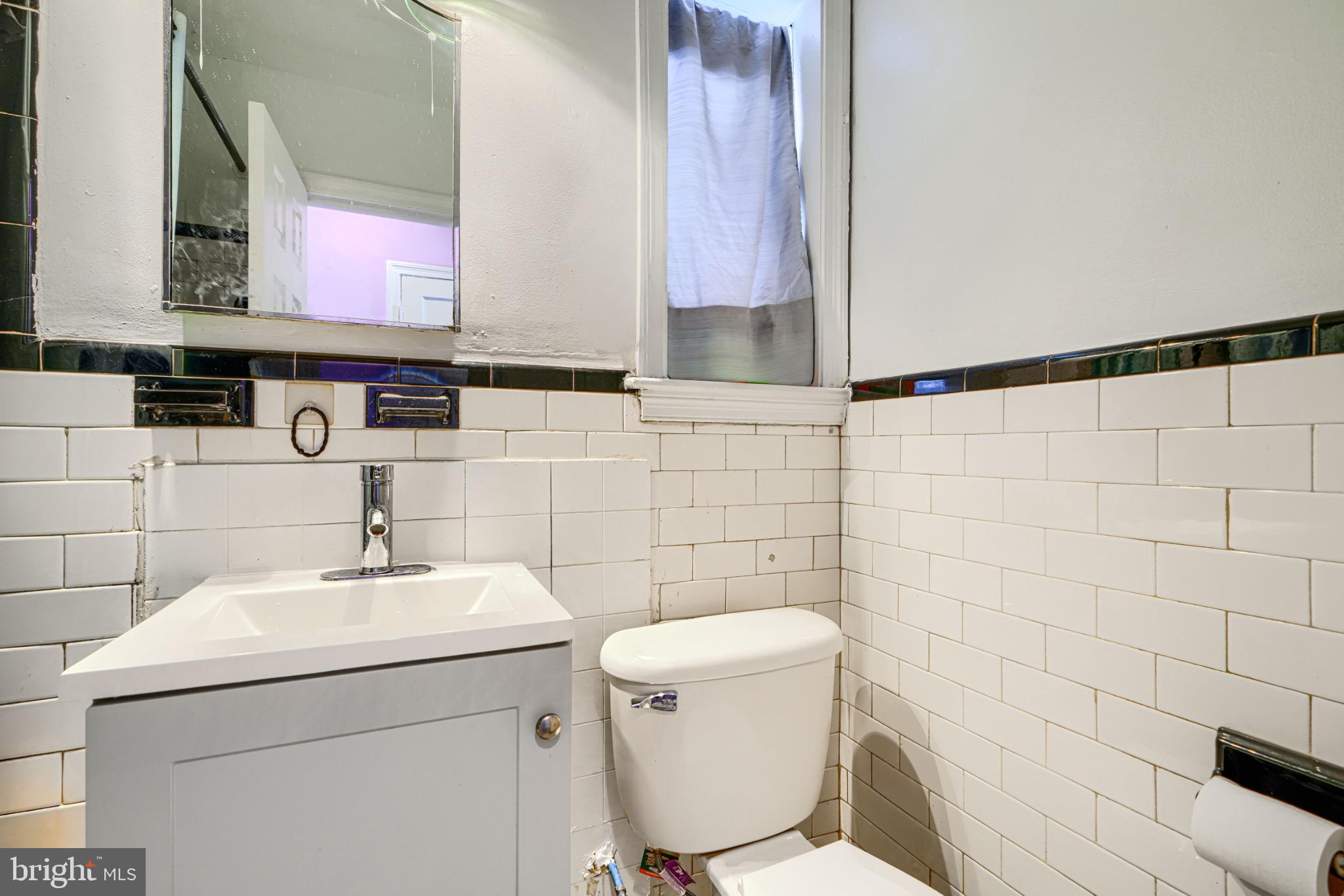 GREEKTOWN - Residential Income