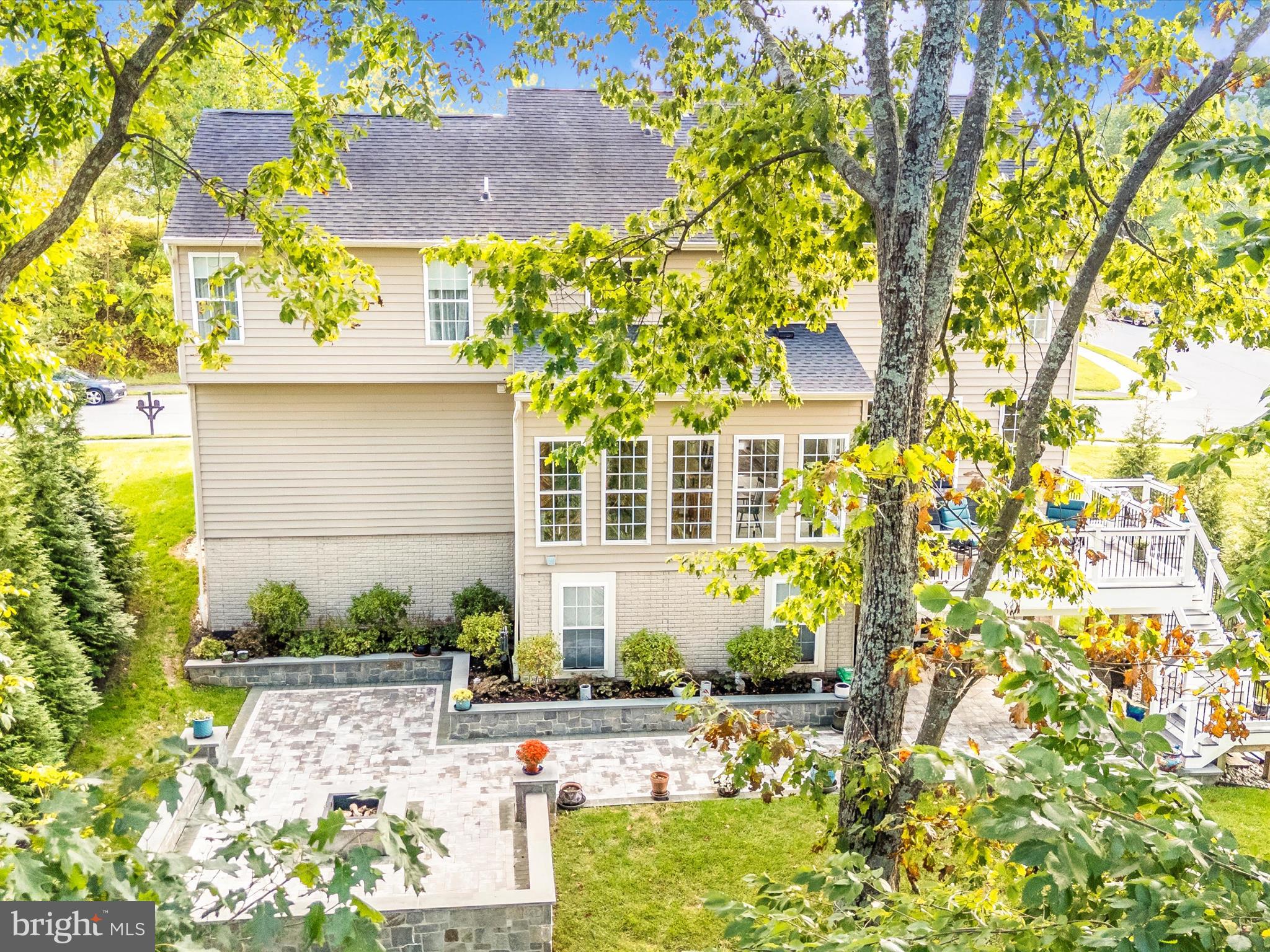 11046 COUNTRY CLUB ROAD