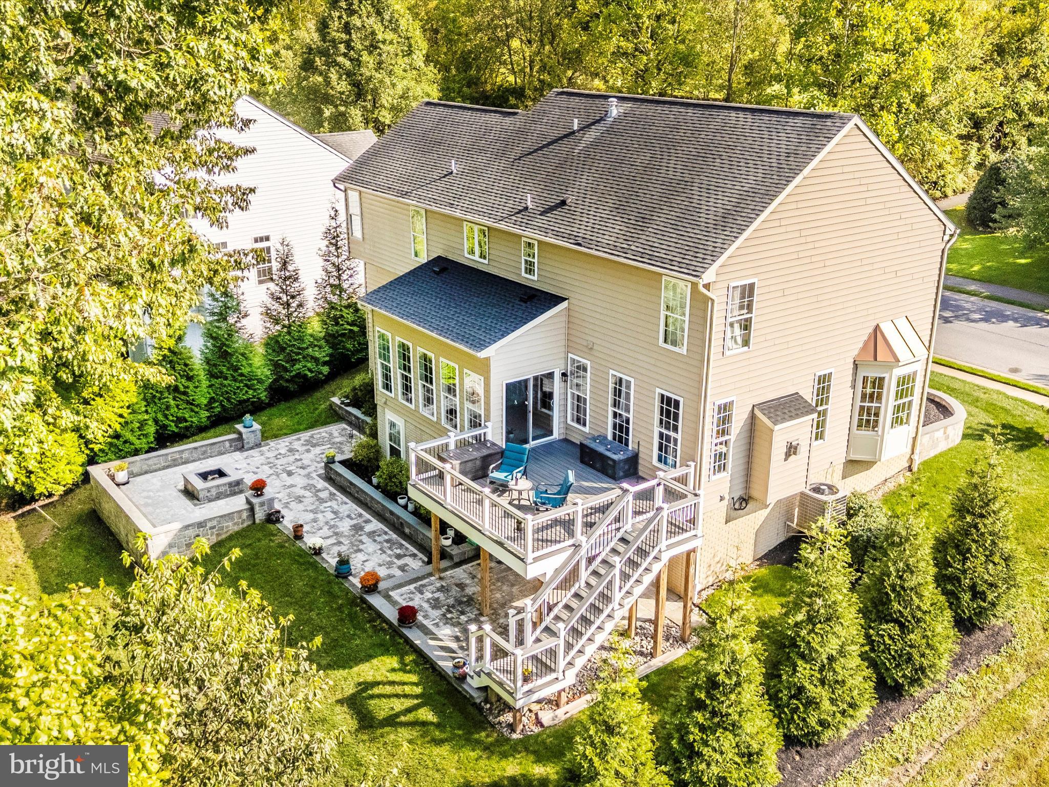 11046 COUNTRY CLUB ROAD