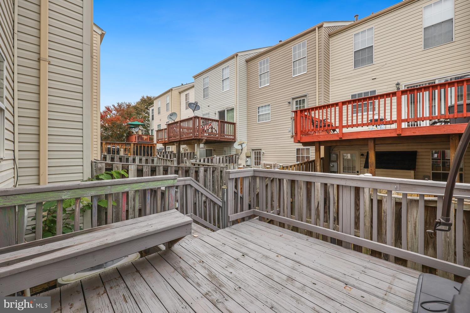 DEVILS REACH CONDOS - Residential